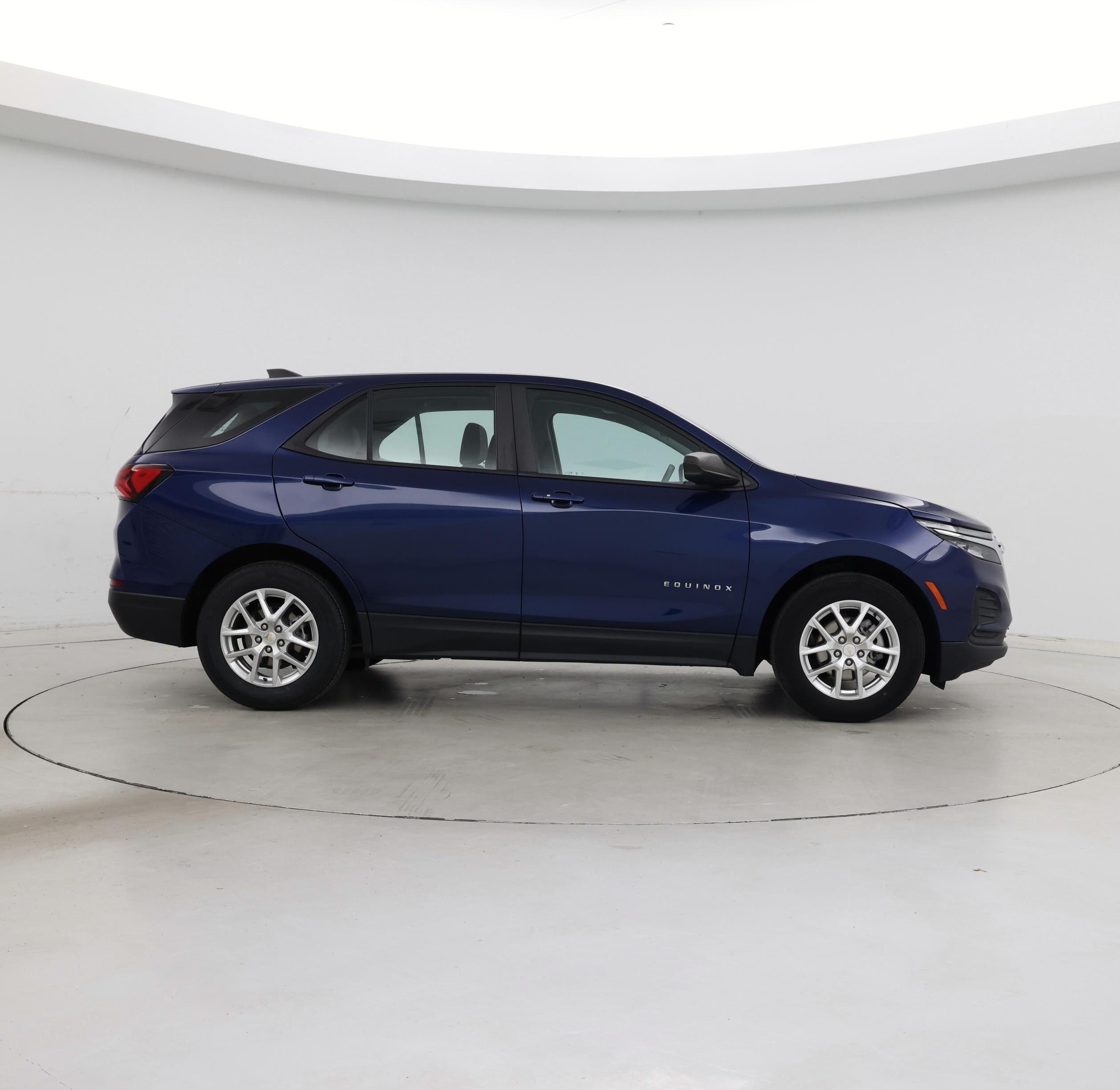 Thumbnail: 2022 Chevrolet Equinox - 7