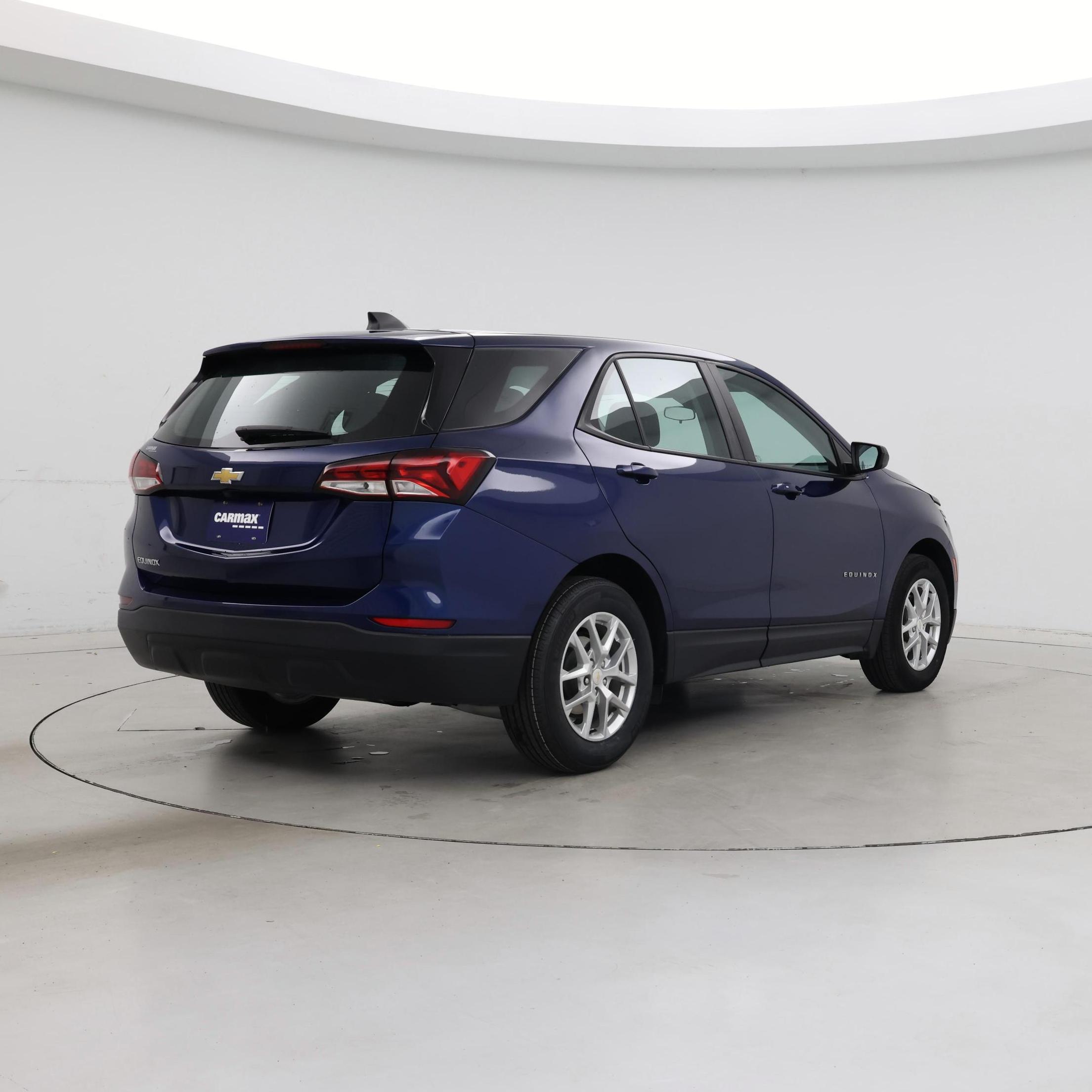 Thumbnail: 2022 Chevrolet Equinox - 8