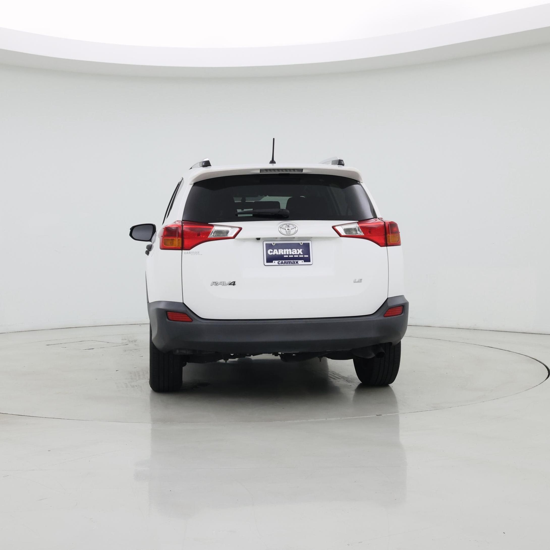 Thumbnail: 2015 Toyota RAV4 - 6