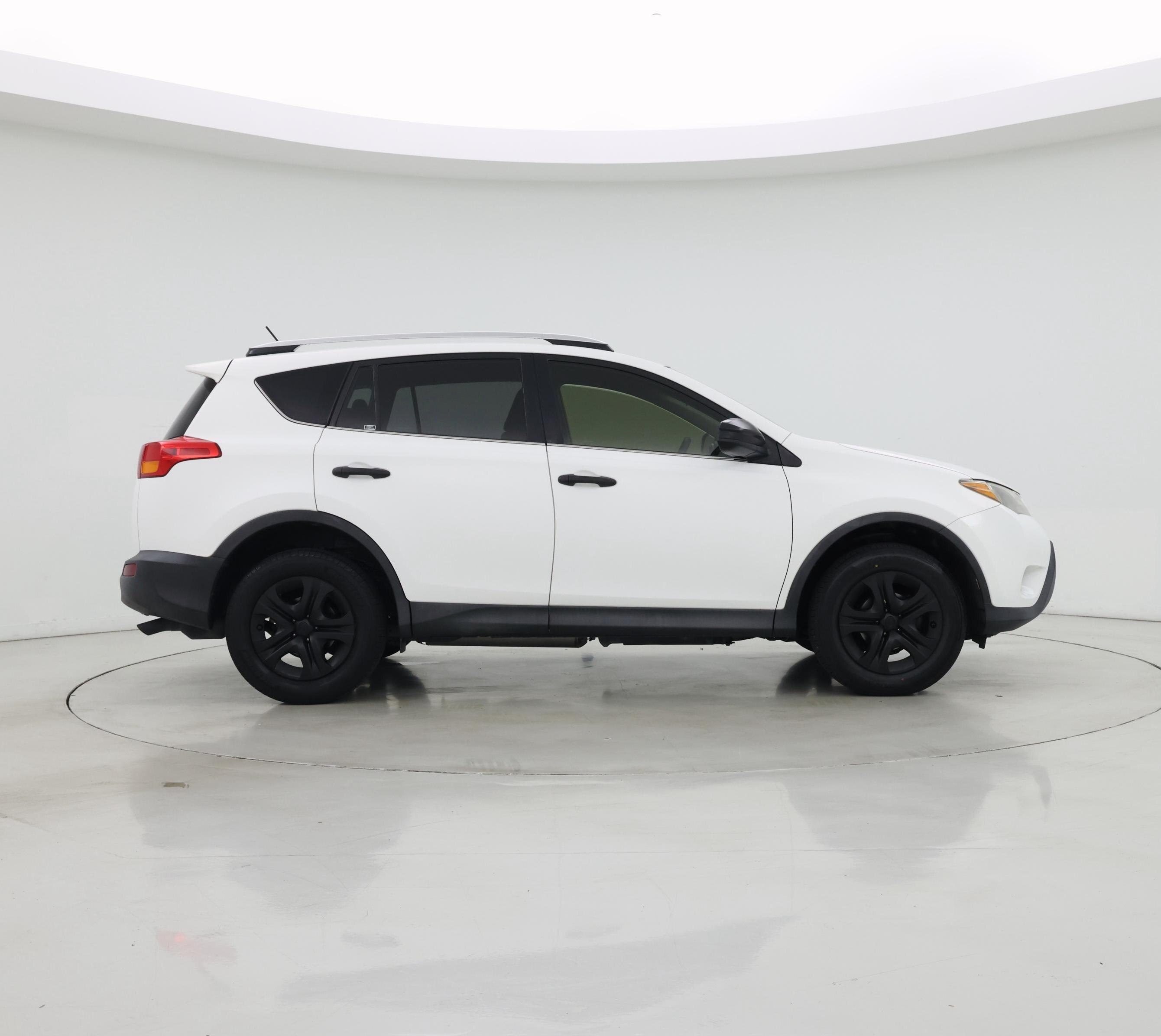 Thumbnail: 2015 Toyota RAV4 - 7