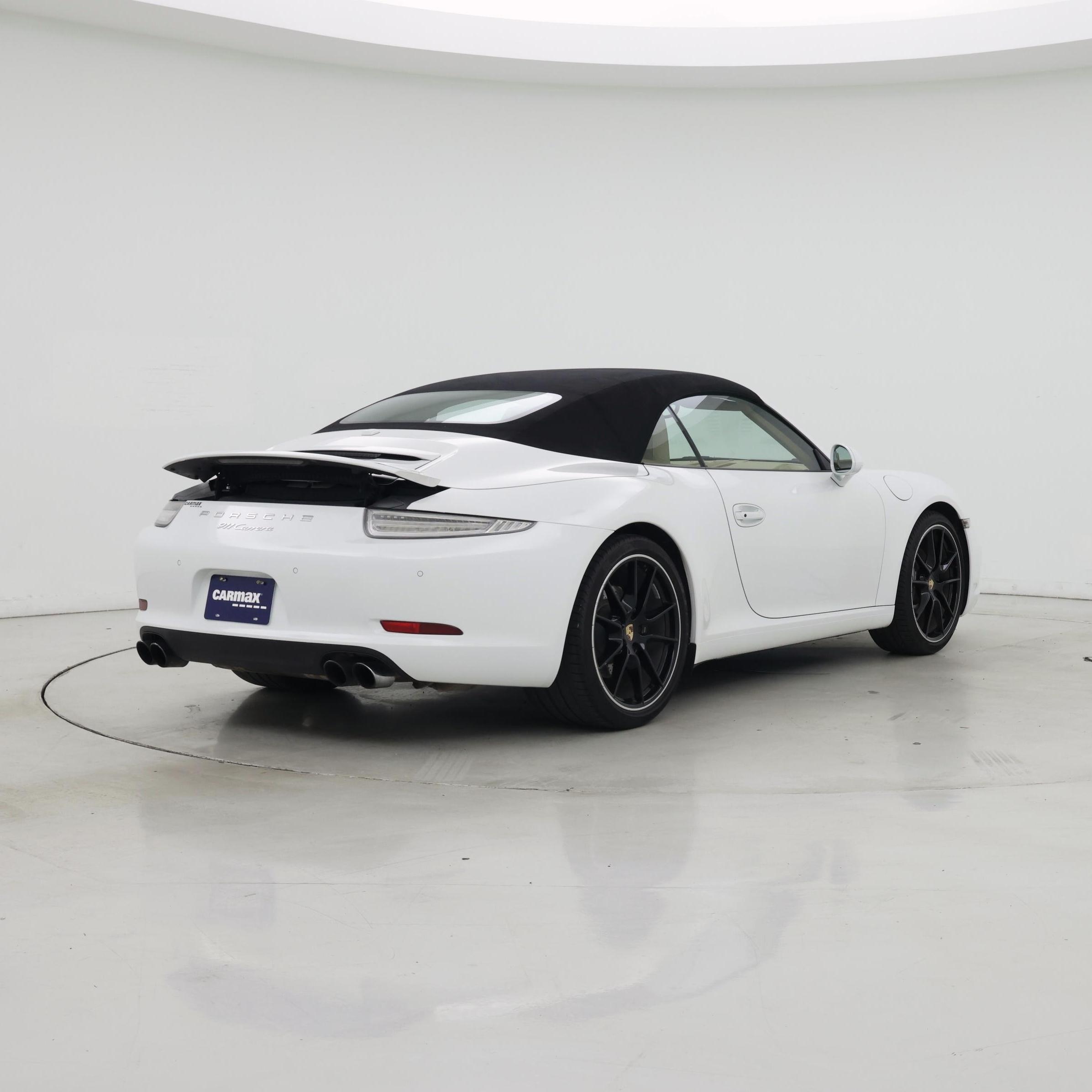 Thumbnail: 2014 Porsche 911 - 8