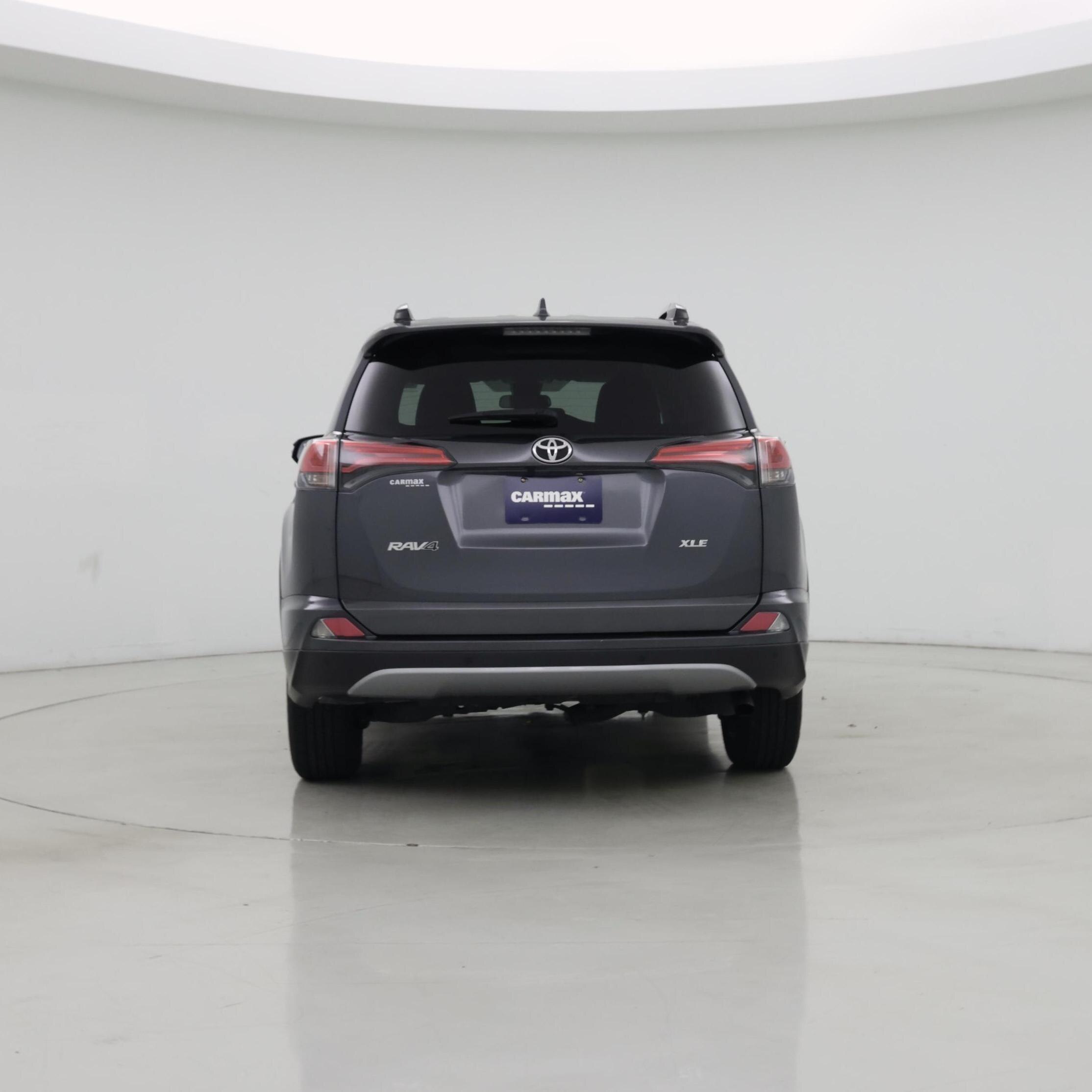 Thumbnail: 2018 Toyota RAV4 - 6