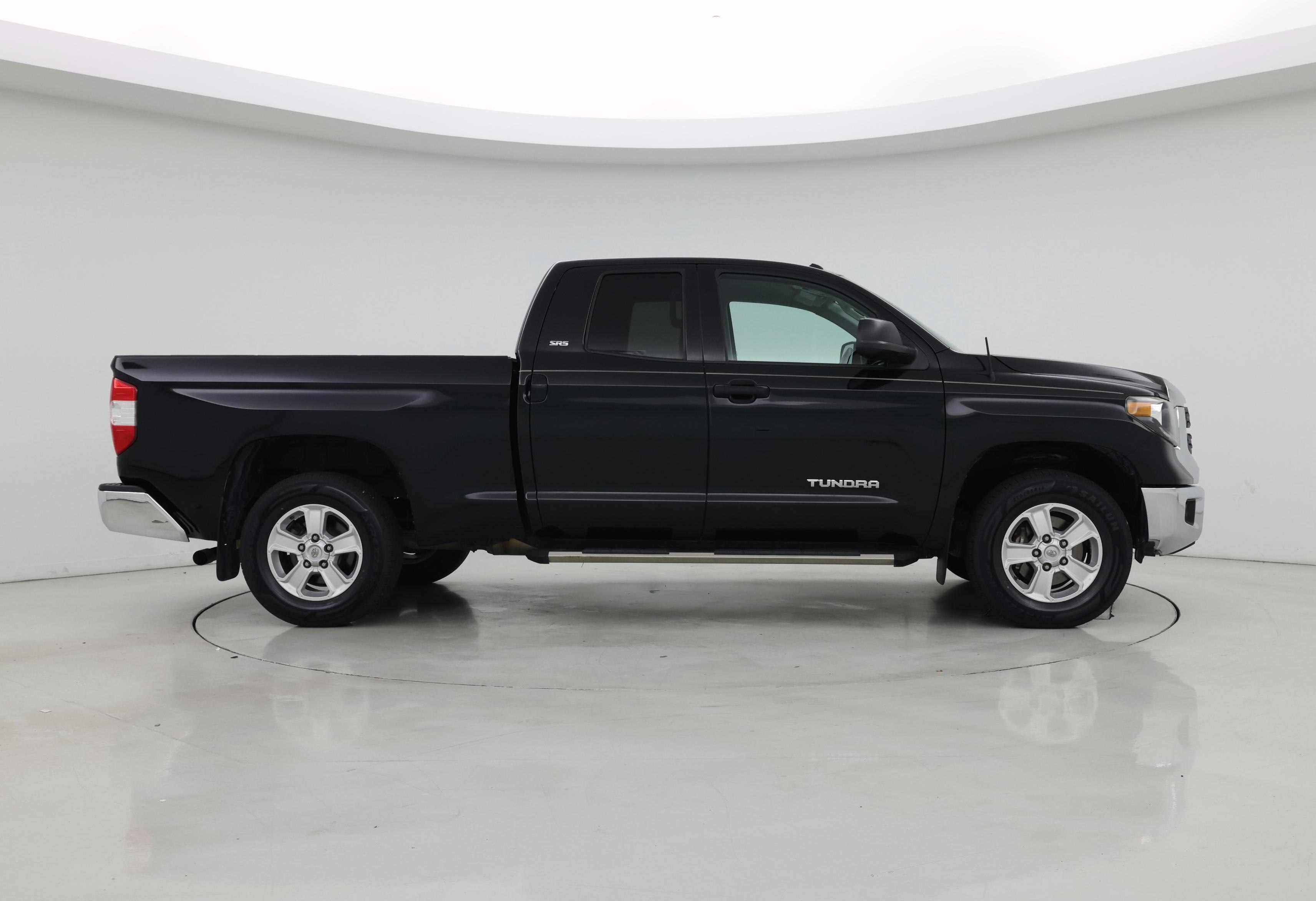 Thumbnail: 2018 Toyota Tundra - 7