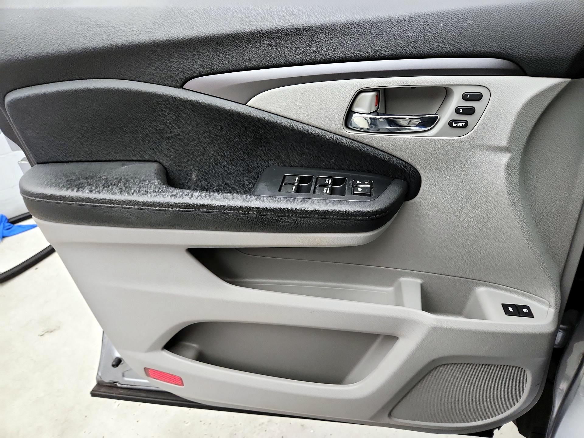 Thumbnail: 2022 Honda Pilot - 12