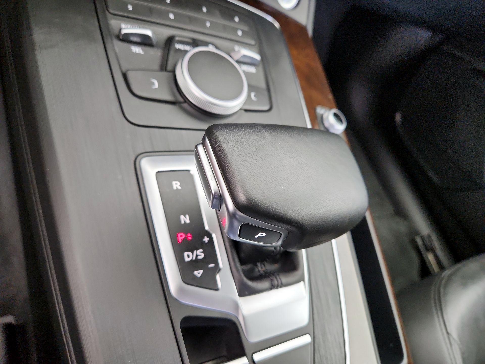 Thumbnail: 2019 Audi Q5 - 17