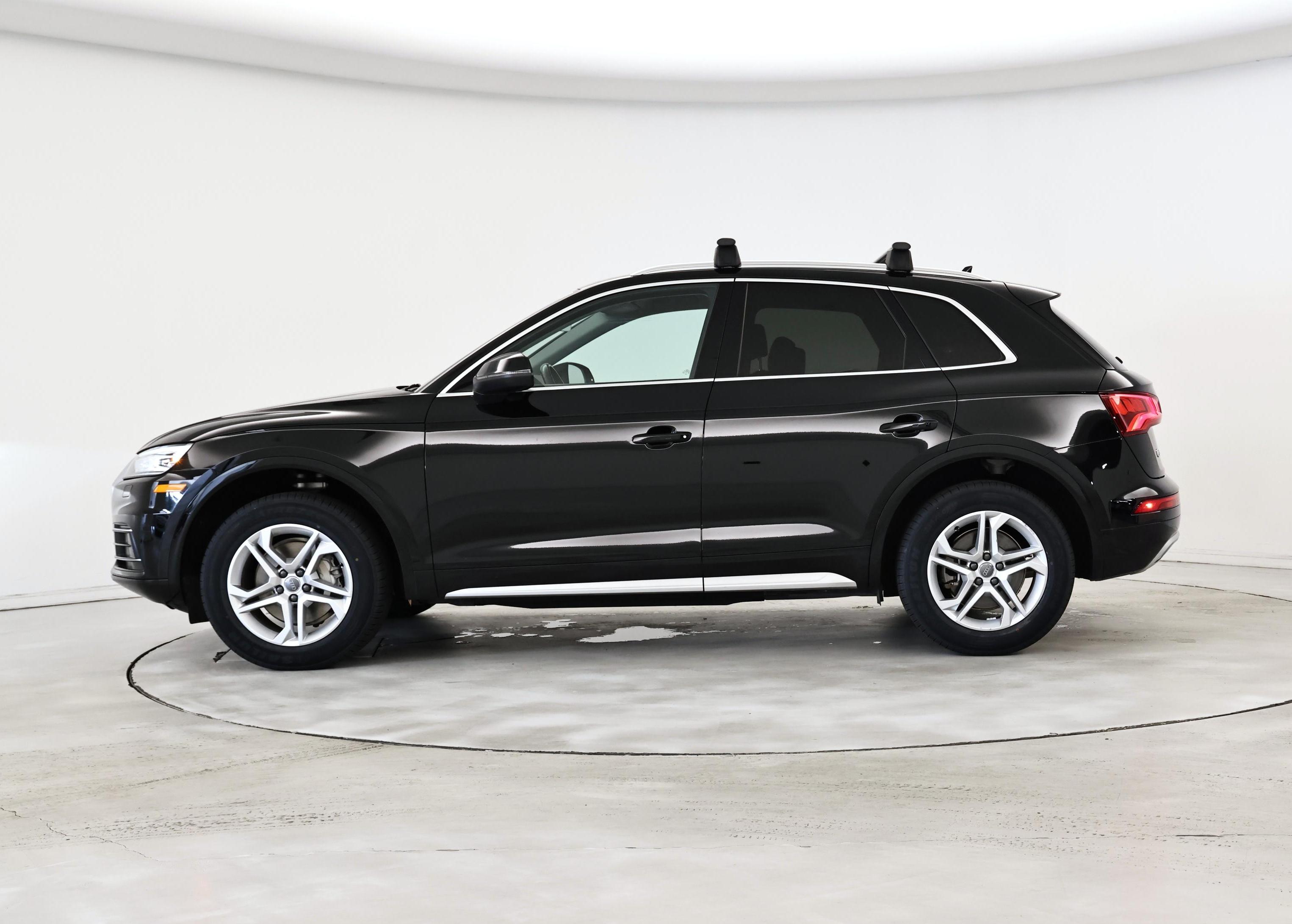 Thumbnail: 2019 Audi Q5 - 3