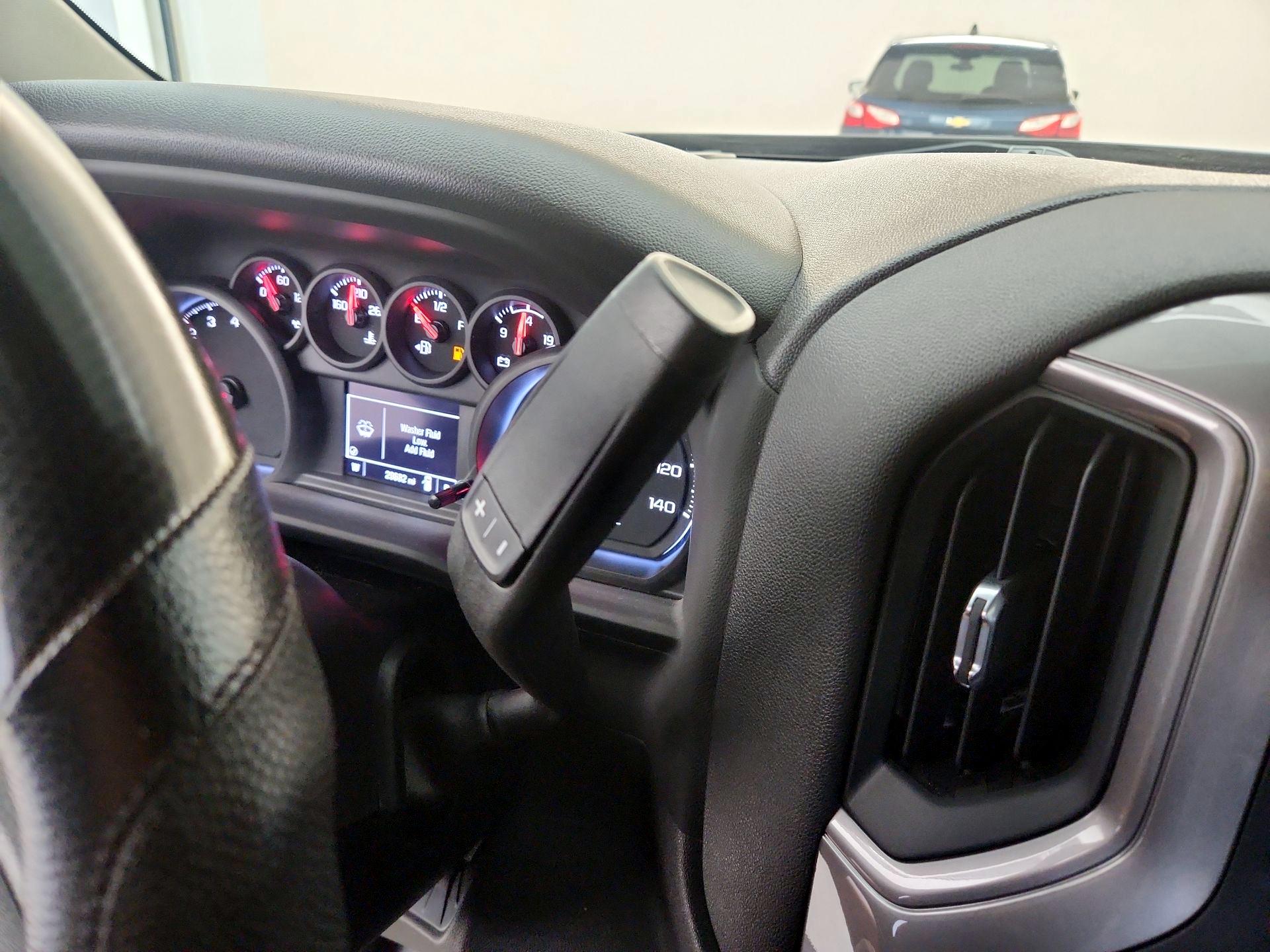 Thumbnail: 2022 Chevrolet Silverado 1500 - 17