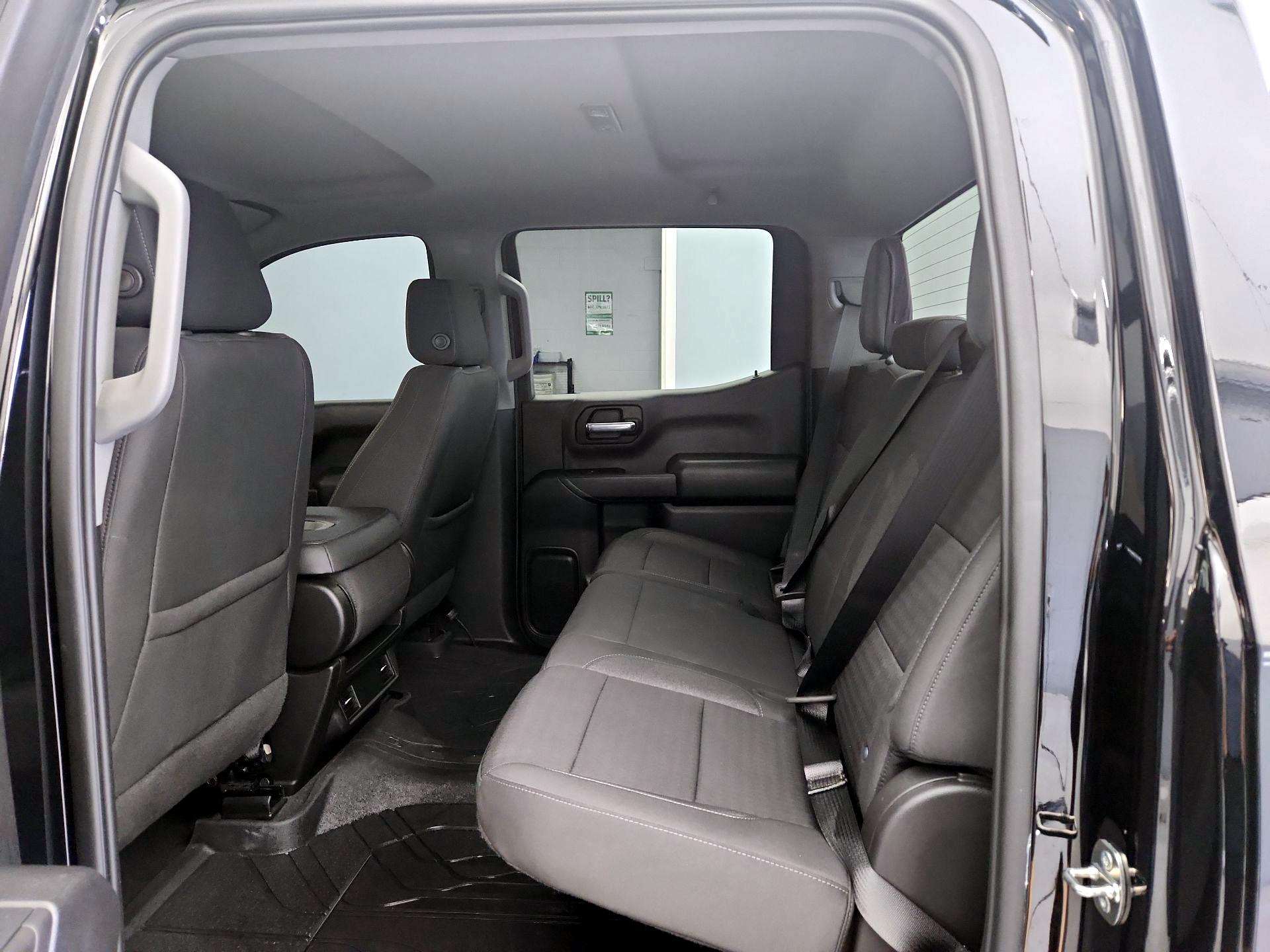 Thumbnail: 2022 Chevrolet Silverado 1500 - 19