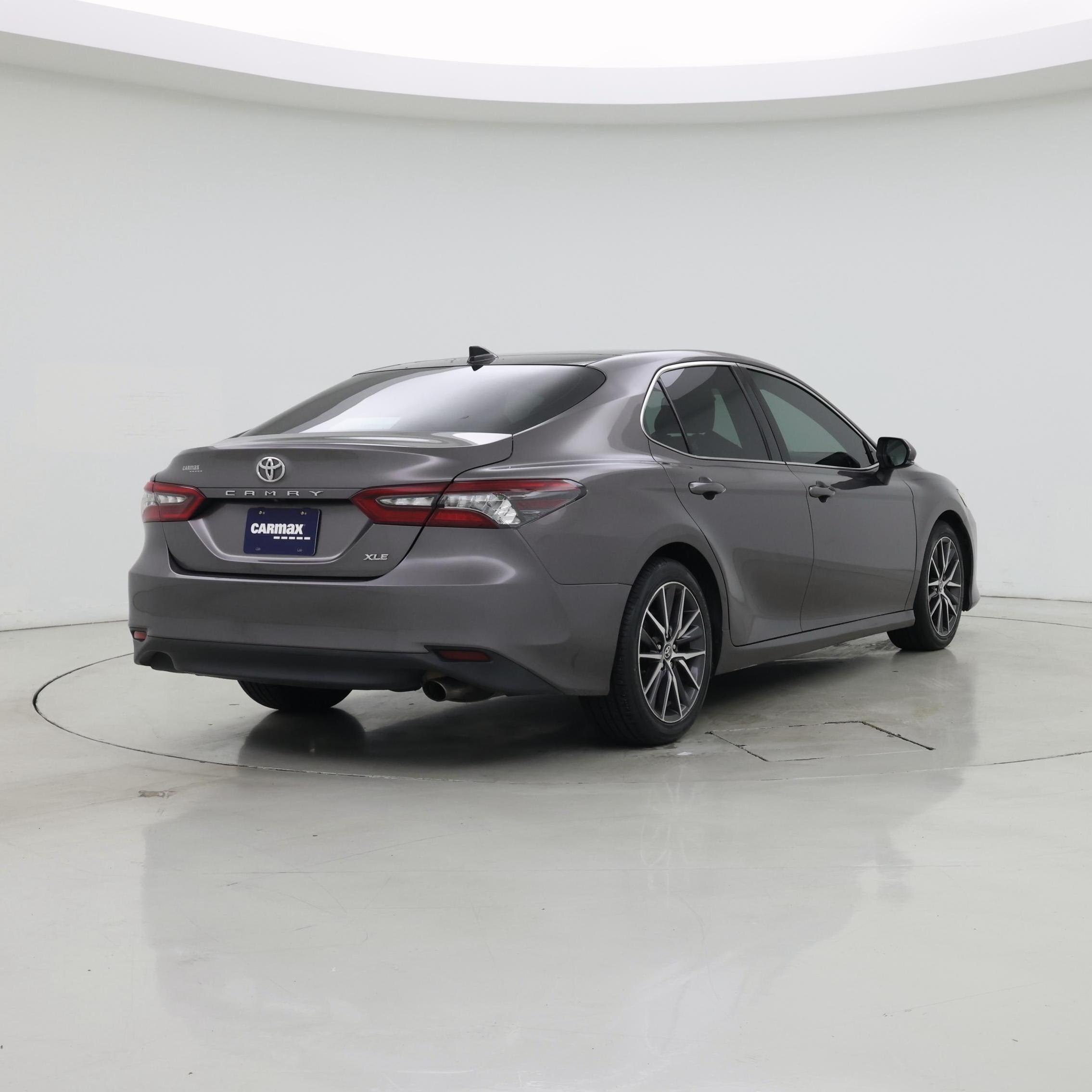 Thumbnail: 2021 Toyota Camry - 8