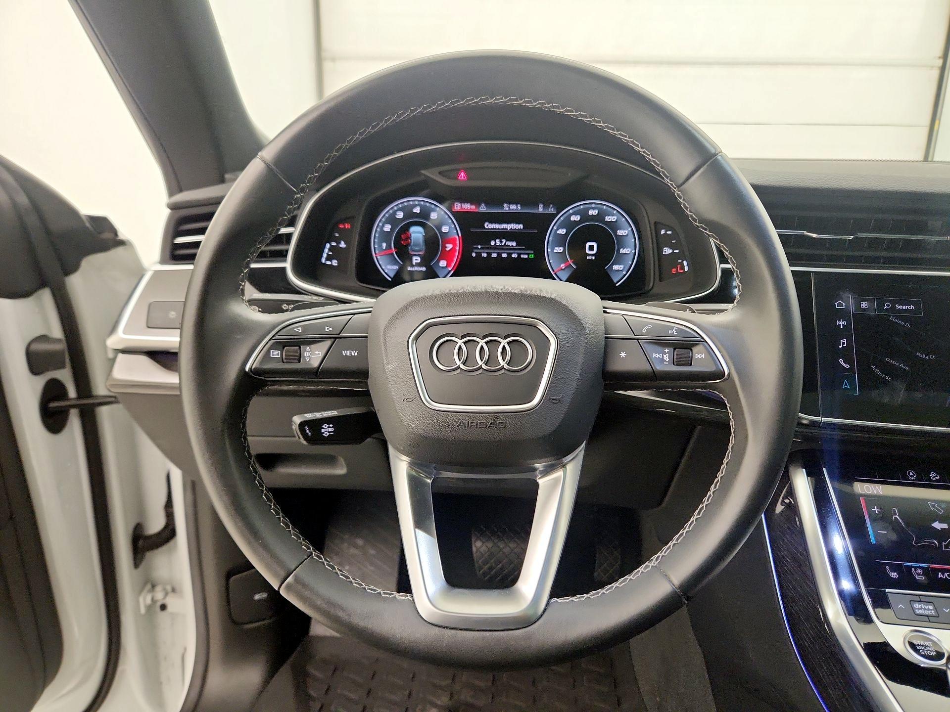 Thumbnail: 2021 Audi Q8 - 10