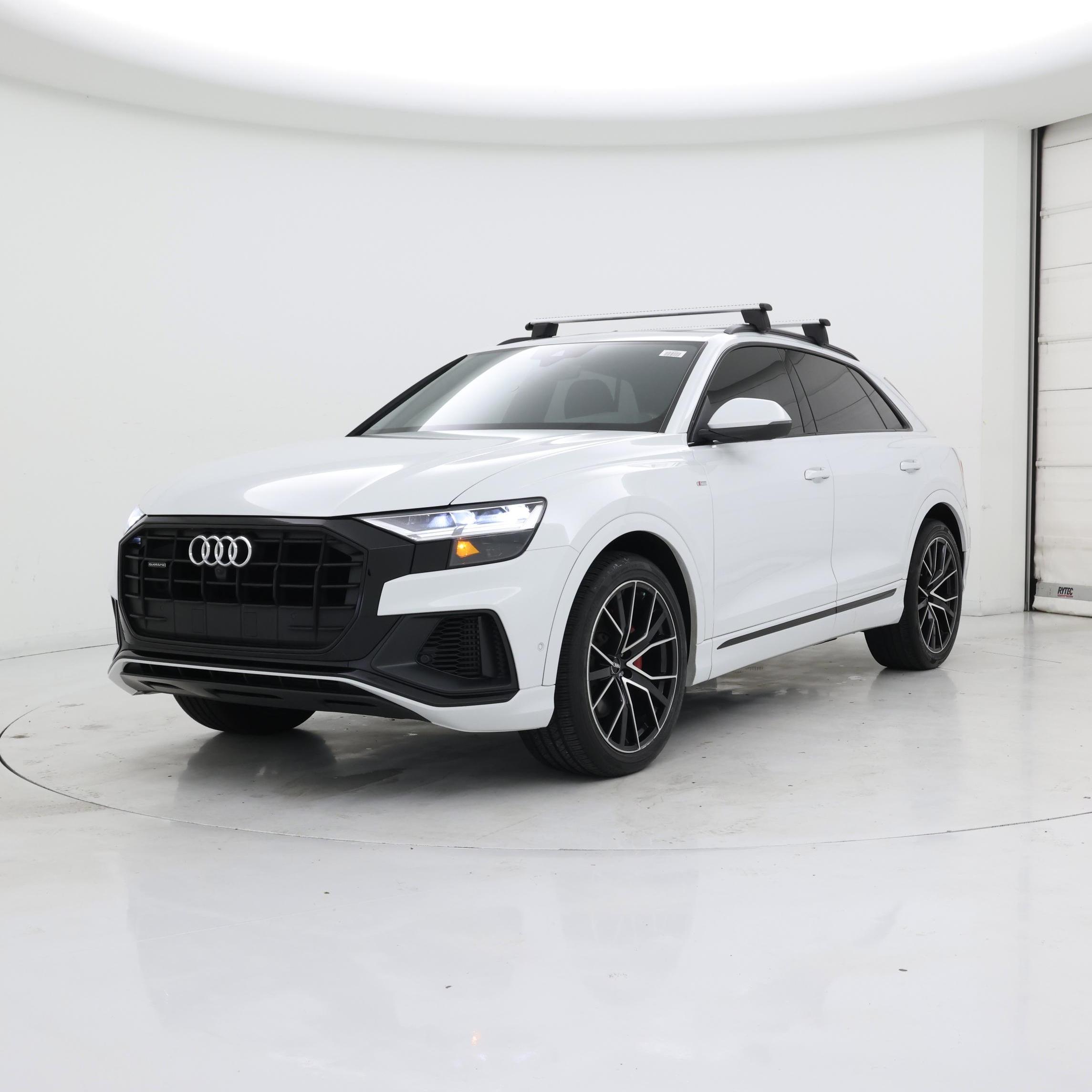 Thumbnail: 2021 Audi Q8 - 4
