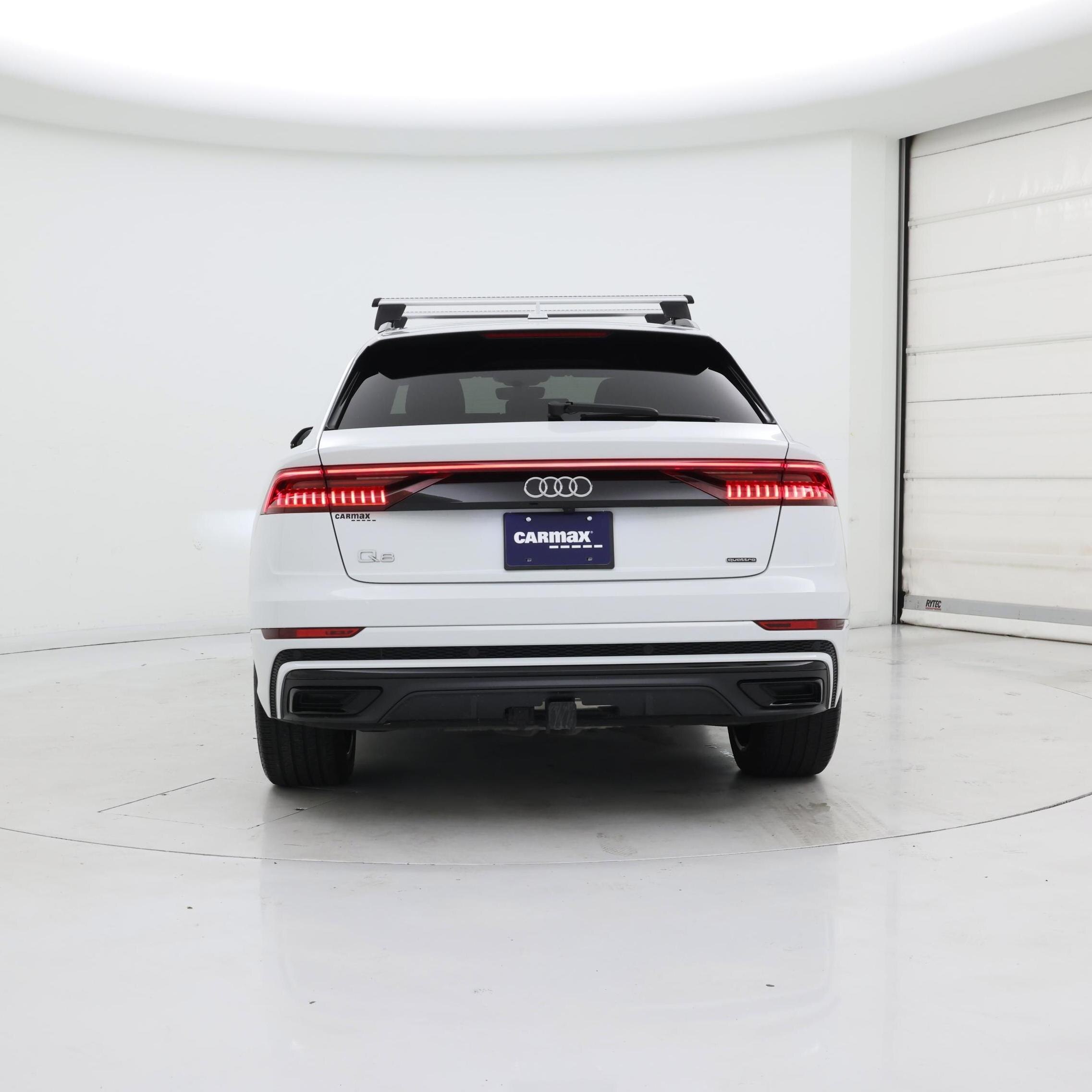 Thumbnail: 2021 Audi Q8 - 6