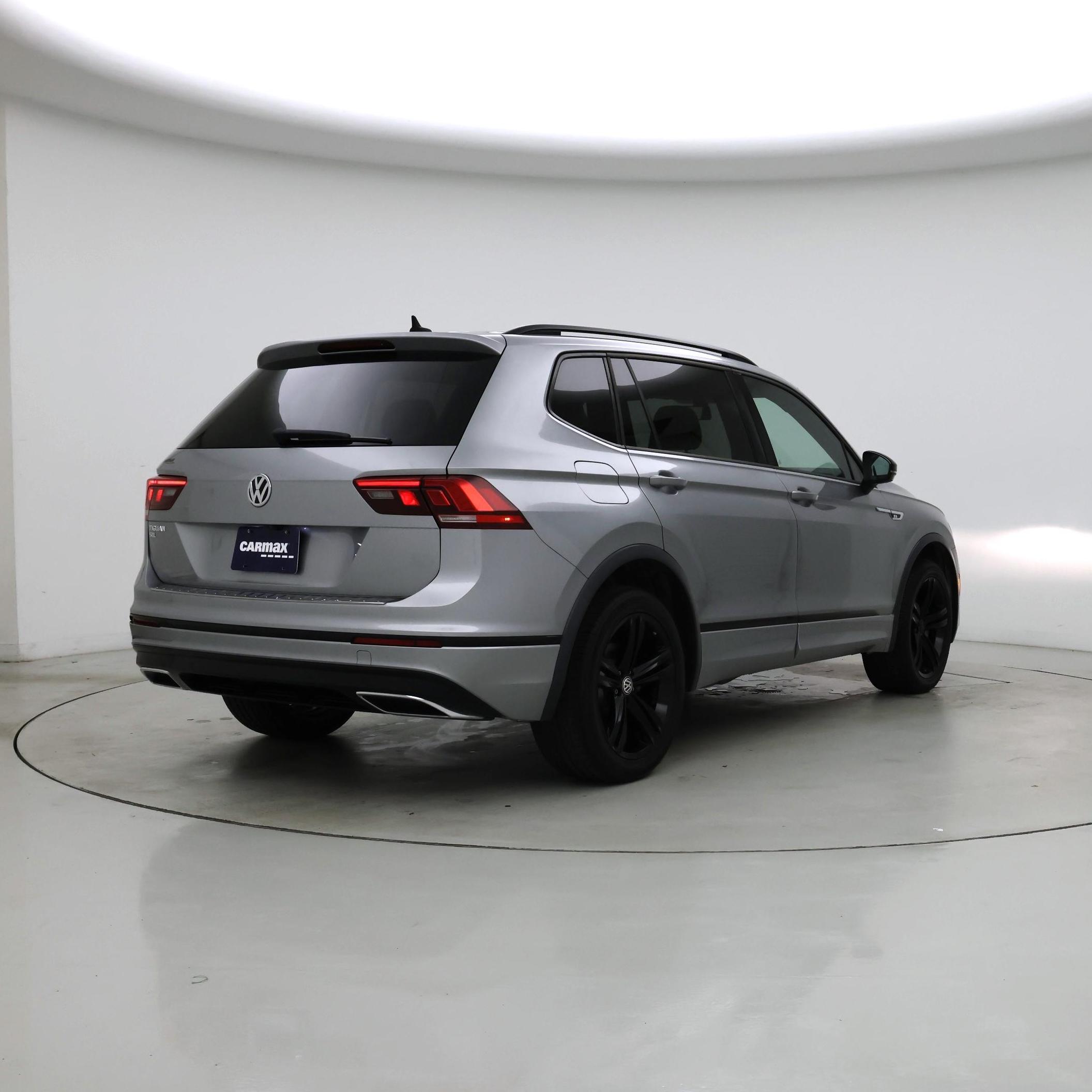 Thumbnail: 2019 Volkswagen Tiguan - 8