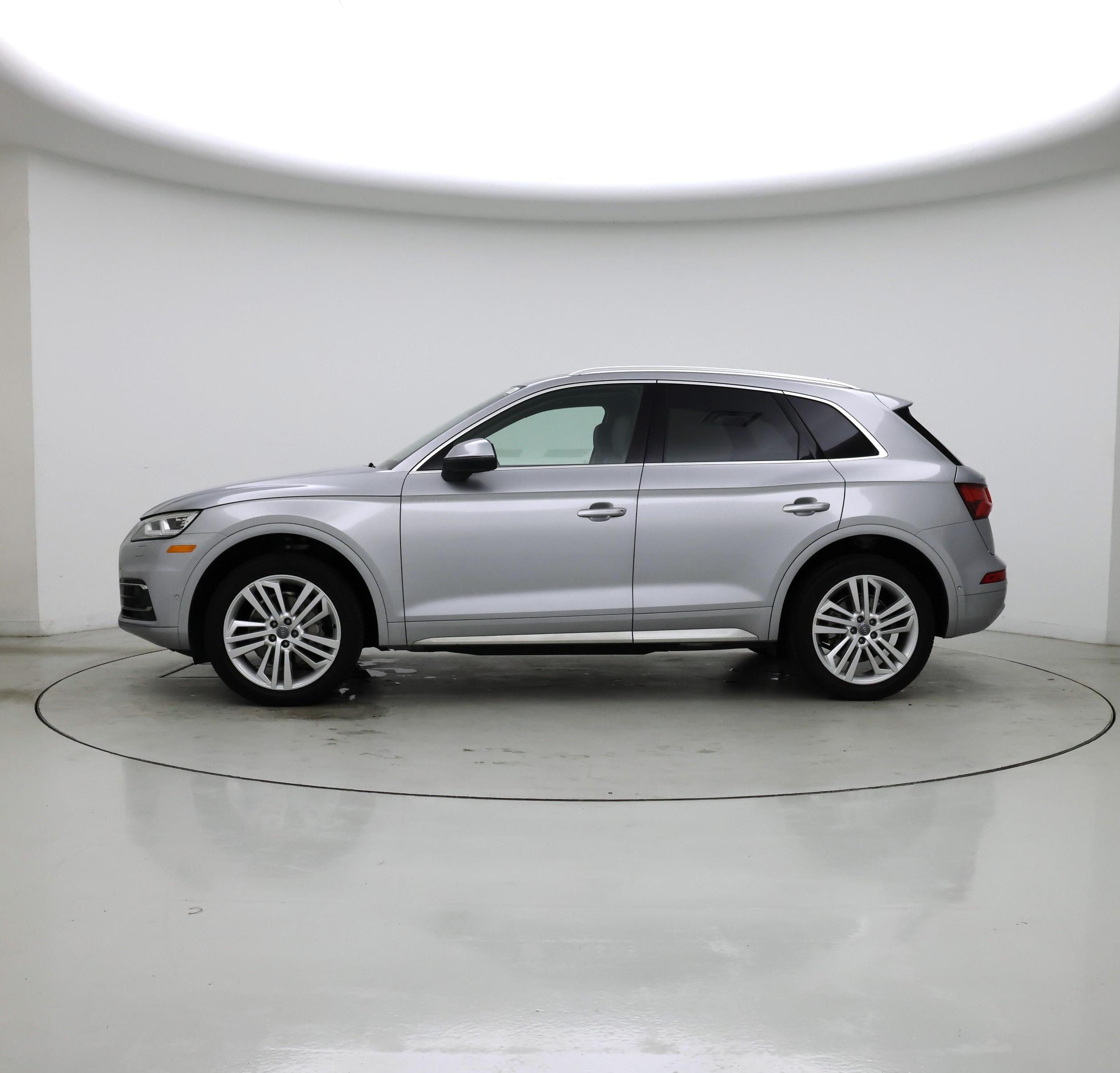 Thumbnail: 2019 Audi Q5 - 3