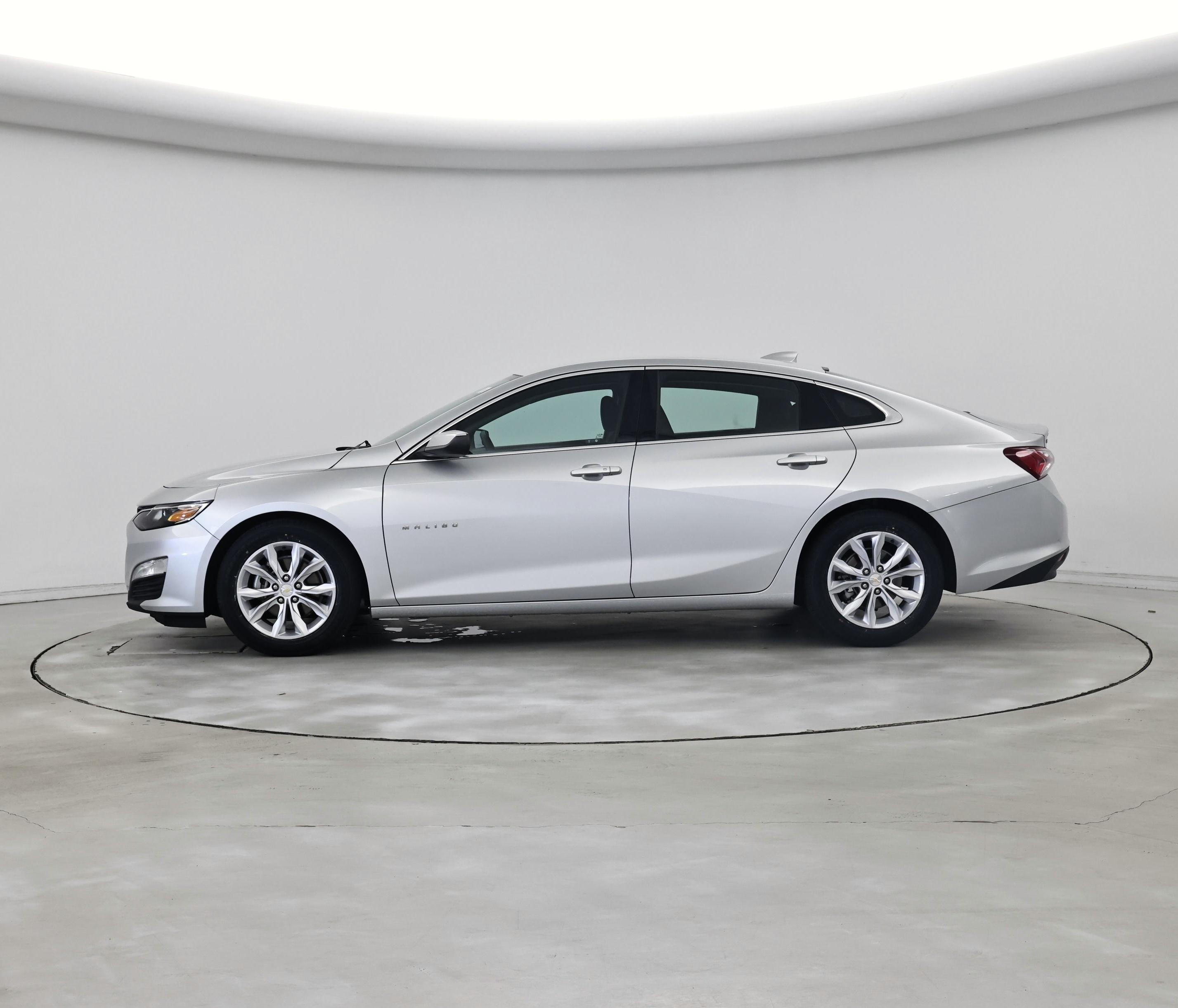 Thumbnail: 2022 Chevrolet Malibu - 3