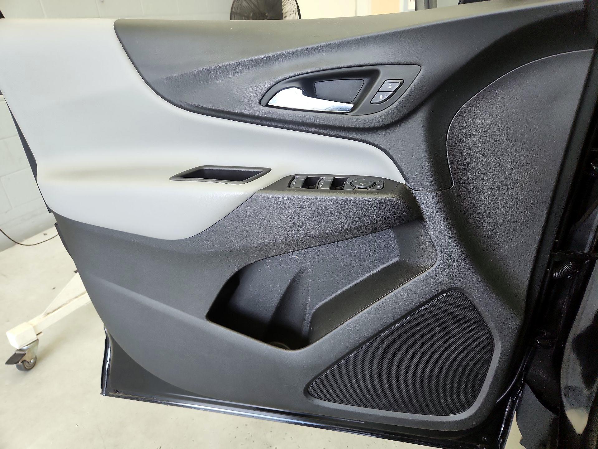 Thumbnail: 2020 Chevrolet Equinox - 12