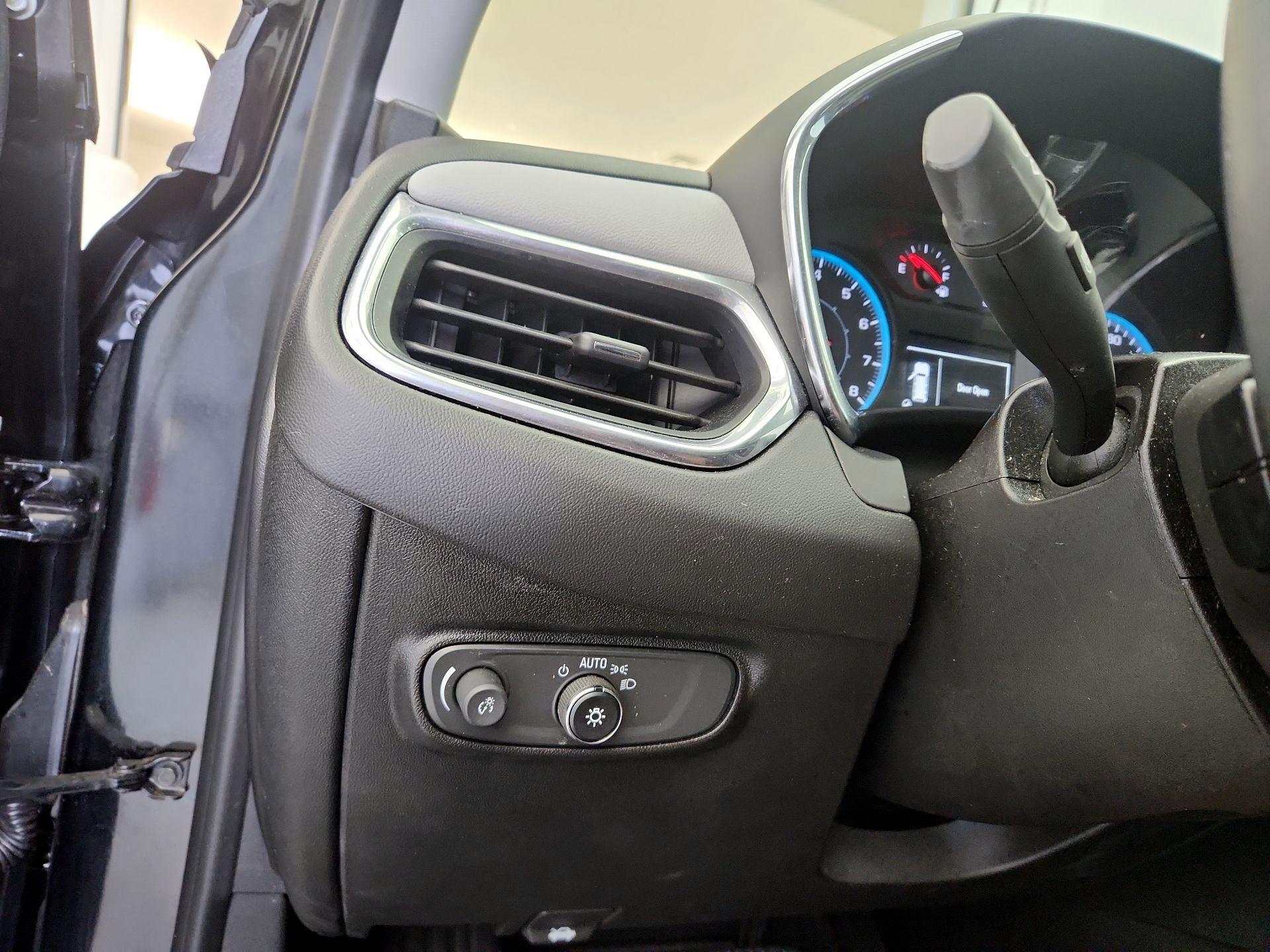 Thumbnail: 2020 Chevrolet Equinox - 13