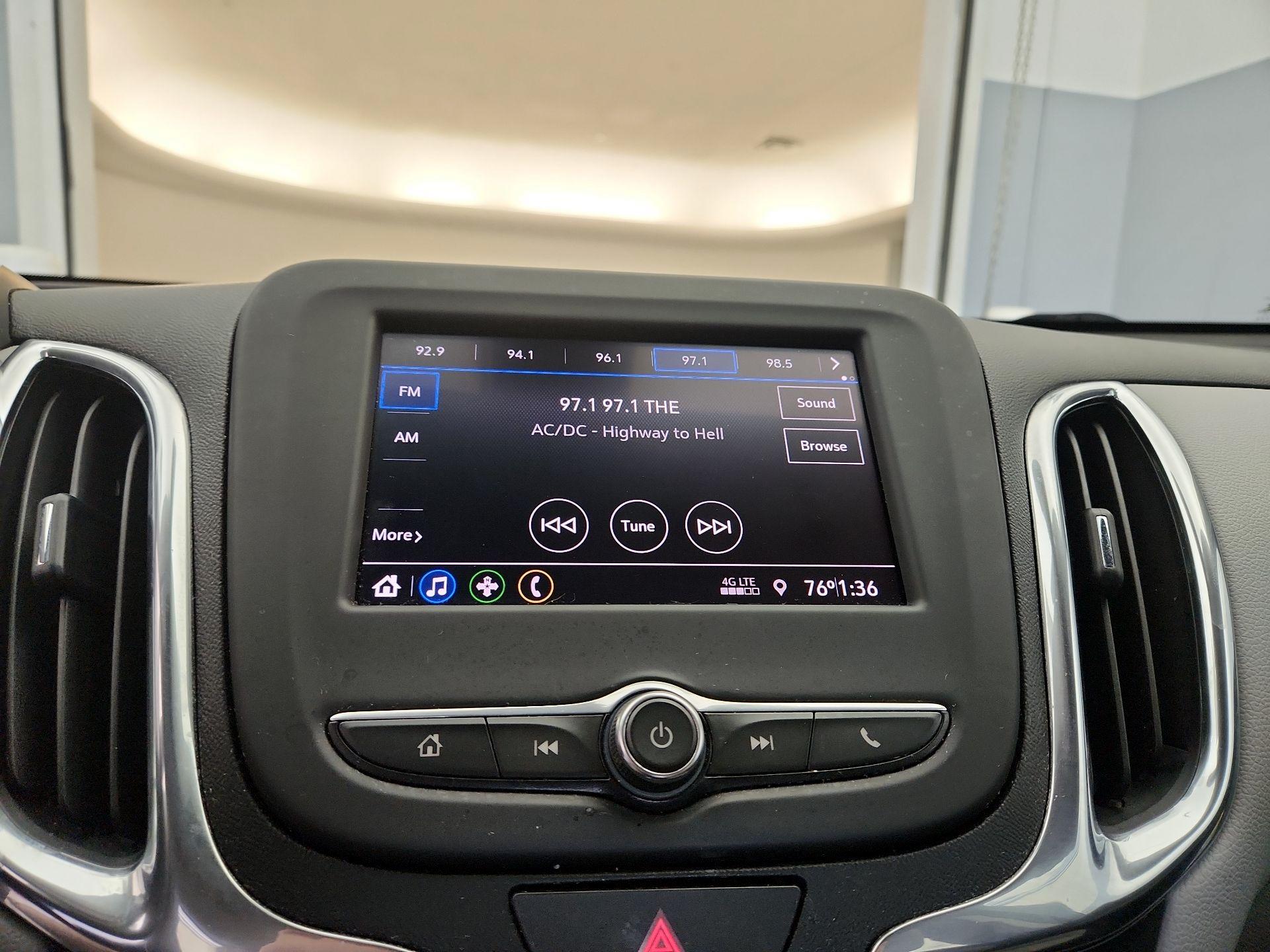 Thumbnail: 2020 Chevrolet Equinox - 15