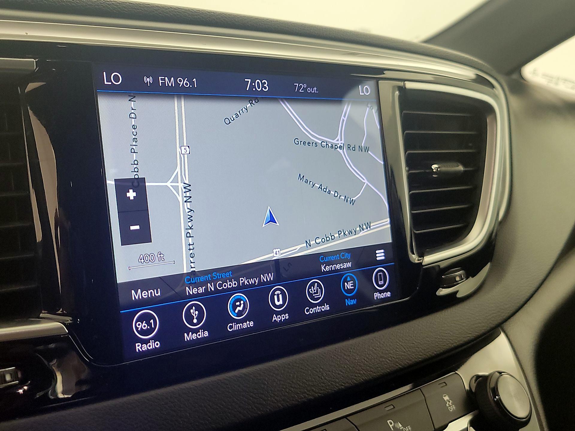 Thumbnail: 2019 Chrysler Pacifica - 14