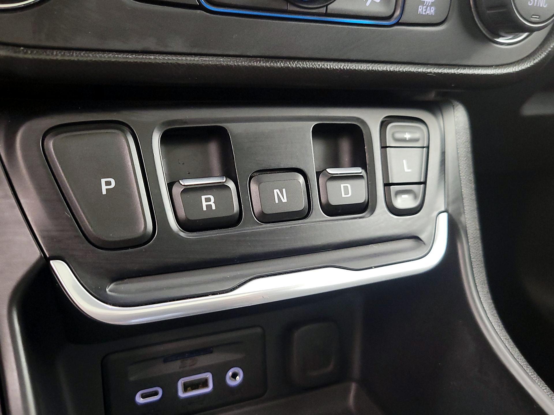 Thumbnail: 2021 GMC Terrain - 17