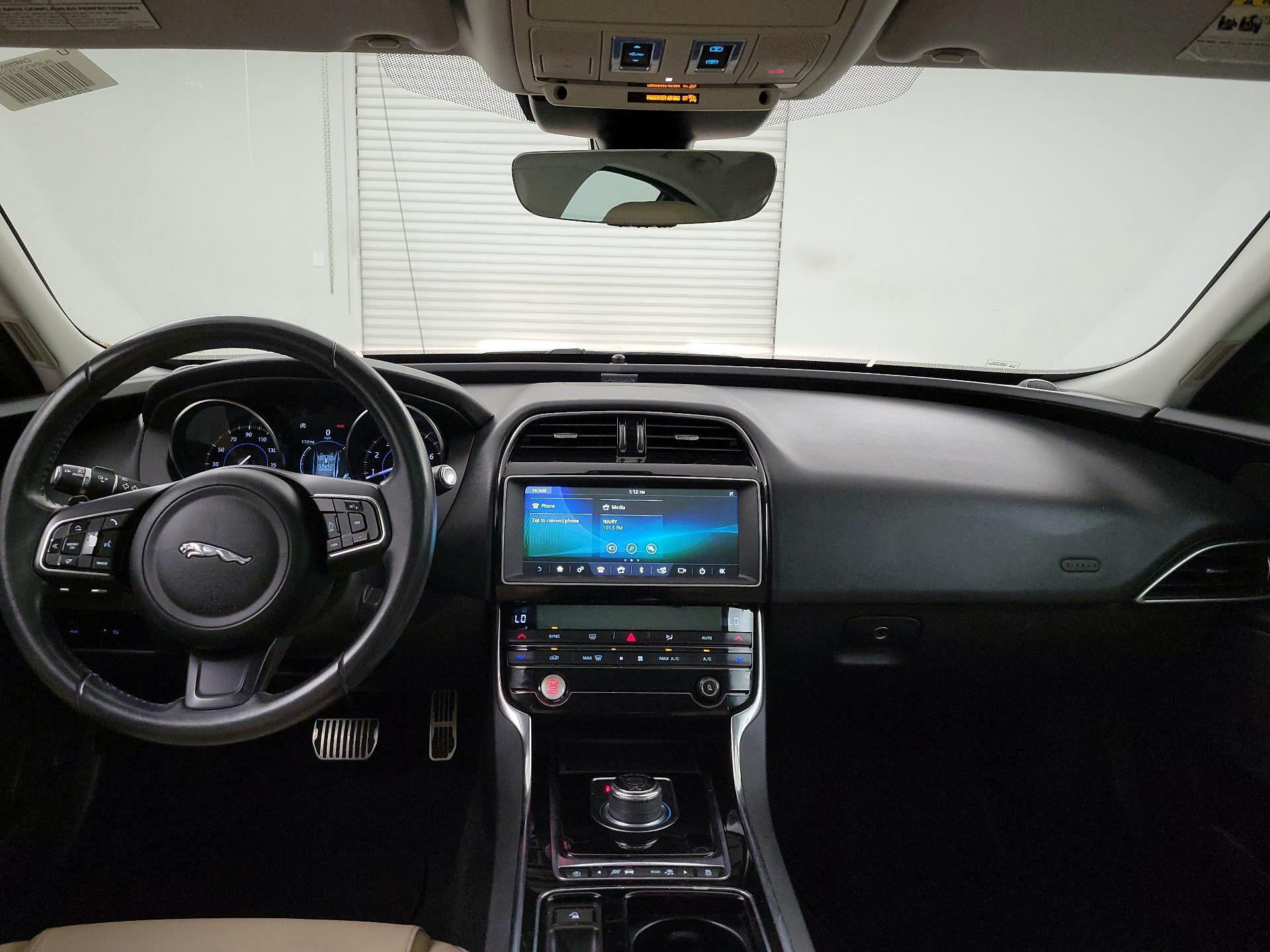 Thumbnail: 2019 Jaguar XE - 9