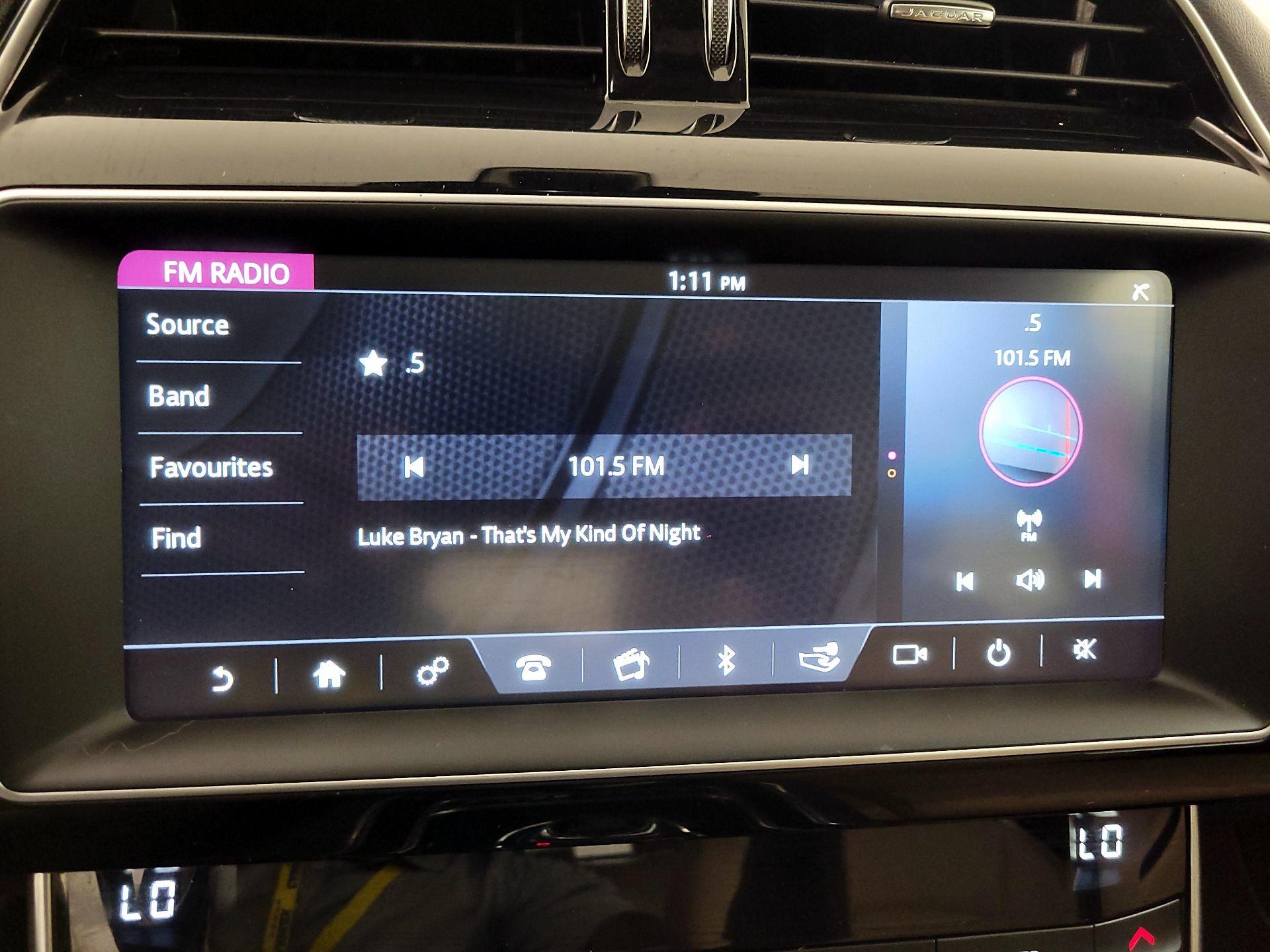 Thumbnail: 2019 Jaguar XE - 15