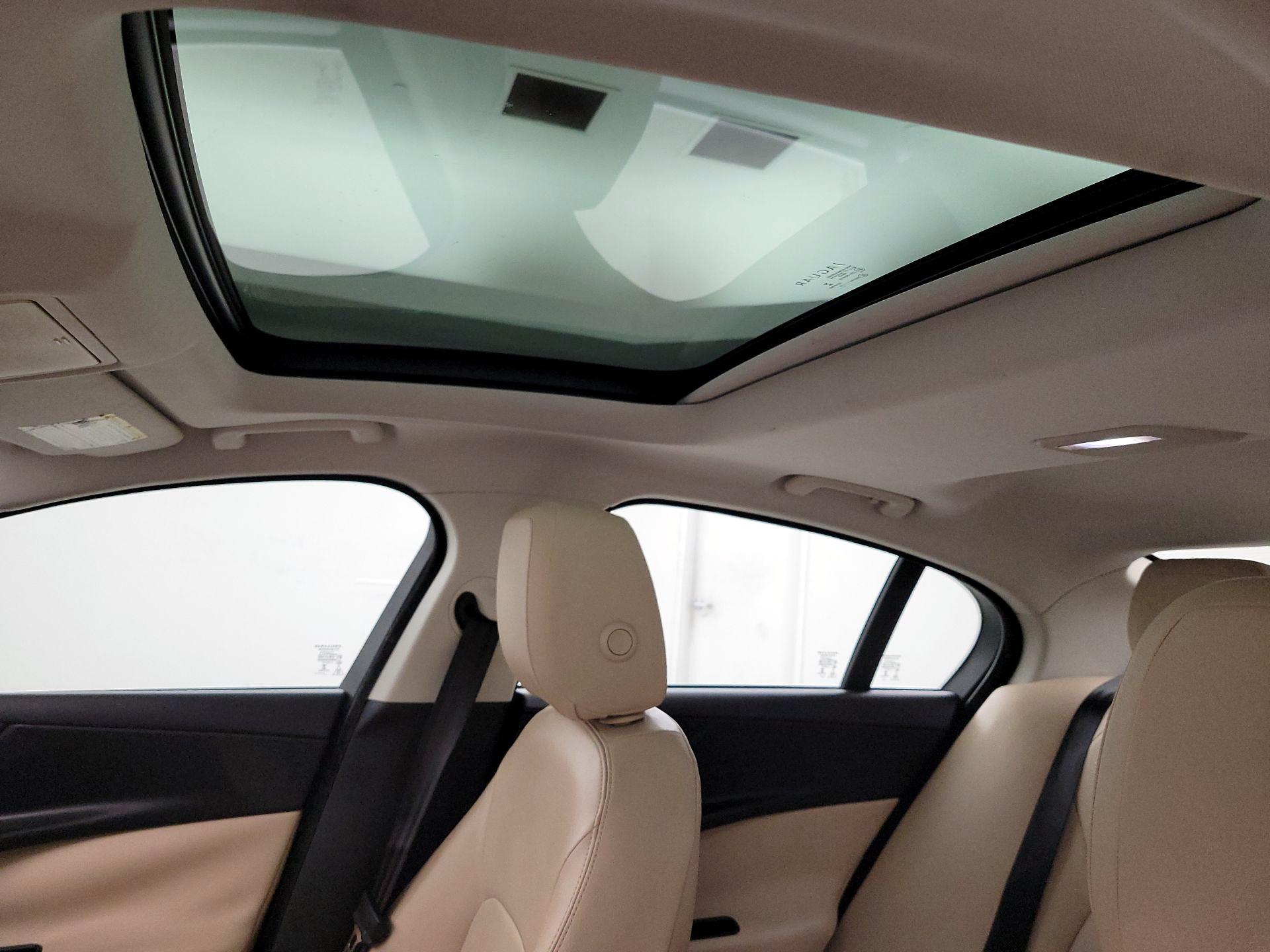 Thumbnail: 2019 Jaguar XE - 19