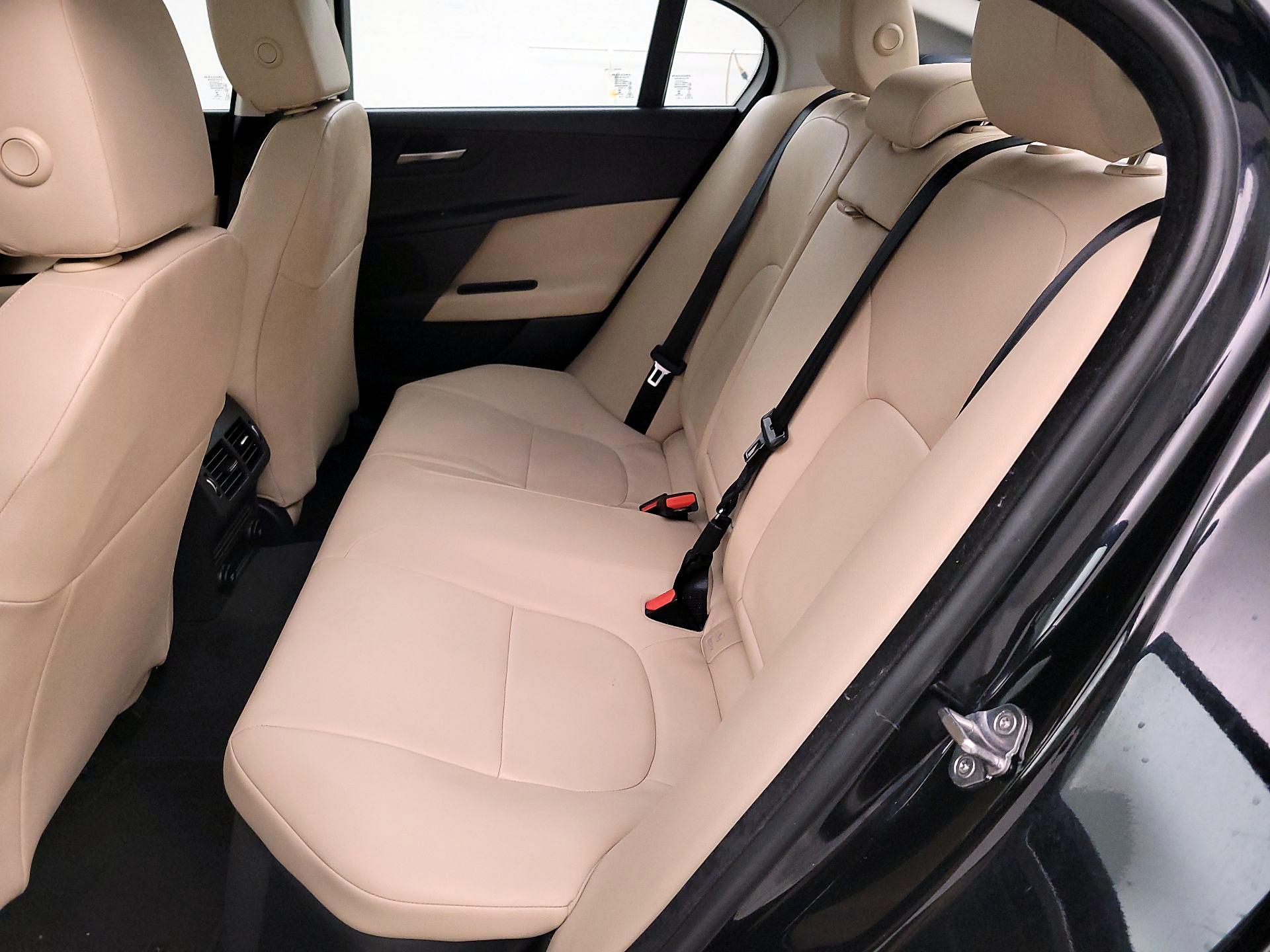 Thumbnail: 2019 Jaguar XE - 20