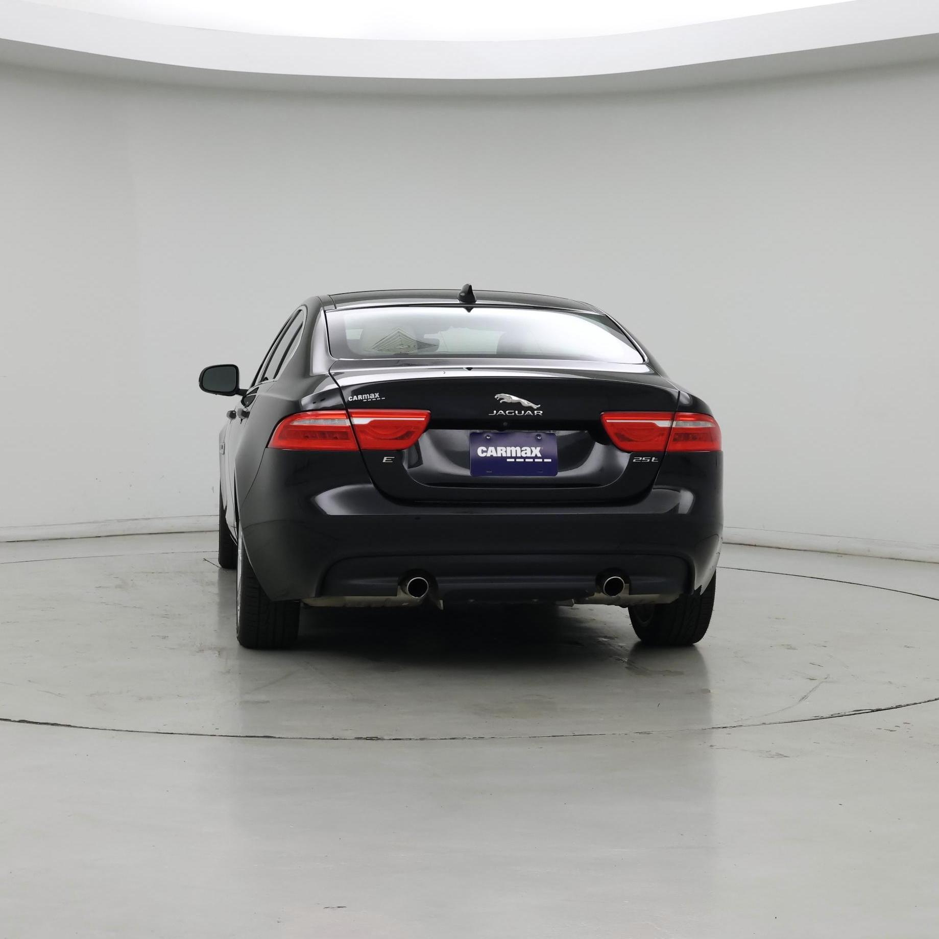 Thumbnail: 2019 Jaguar XE - 6