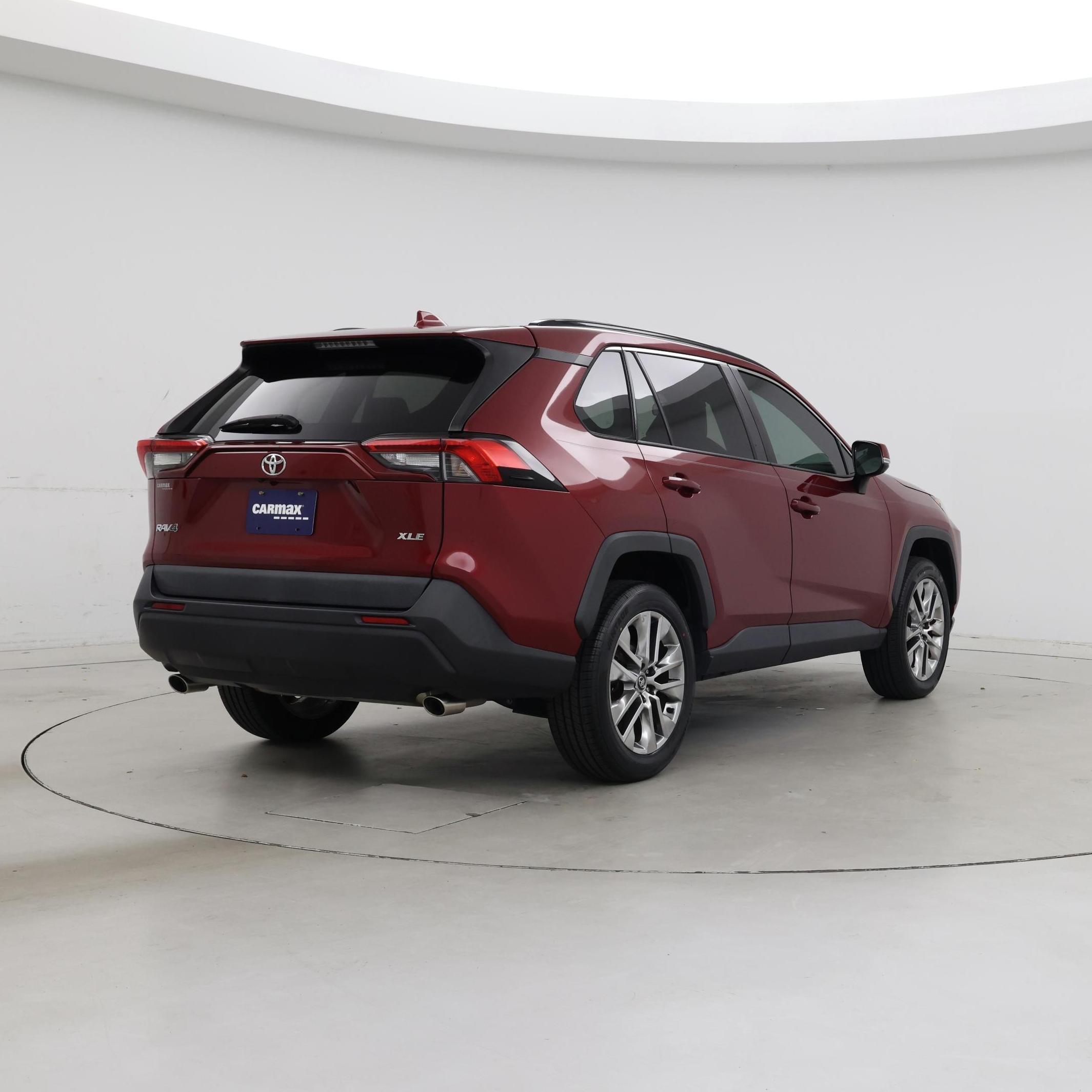 Thumbnail: 2020 Toyota RAV4 - 8