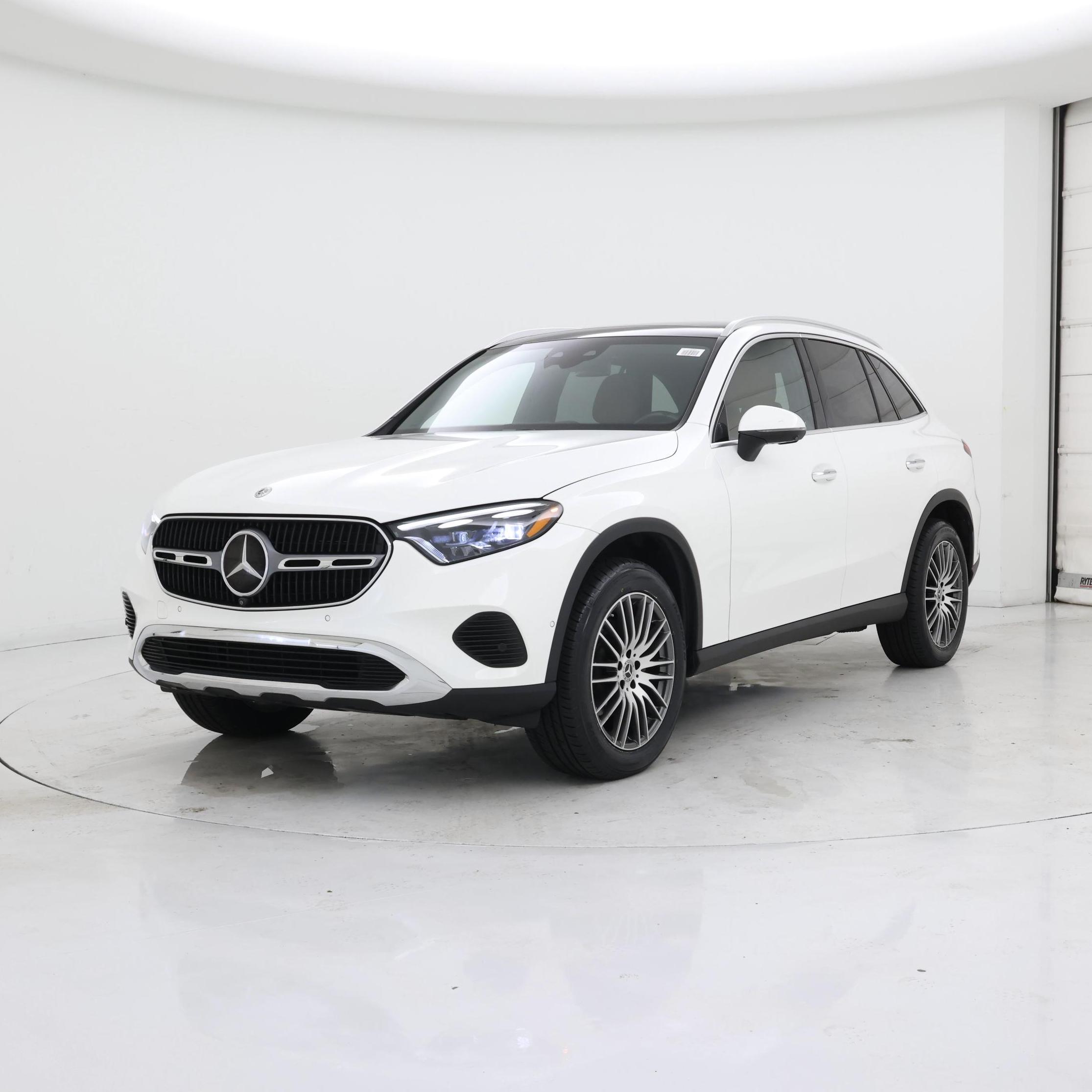 Thumbnail: 2023 Mercedes-Benz GLC - 4