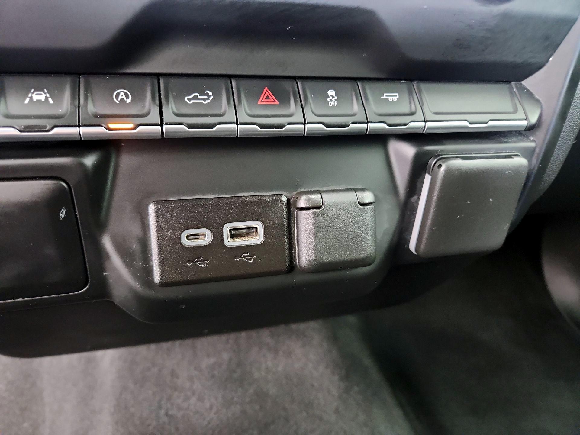 Thumbnail: 2023 Chevrolet Silverado 1500 - 18