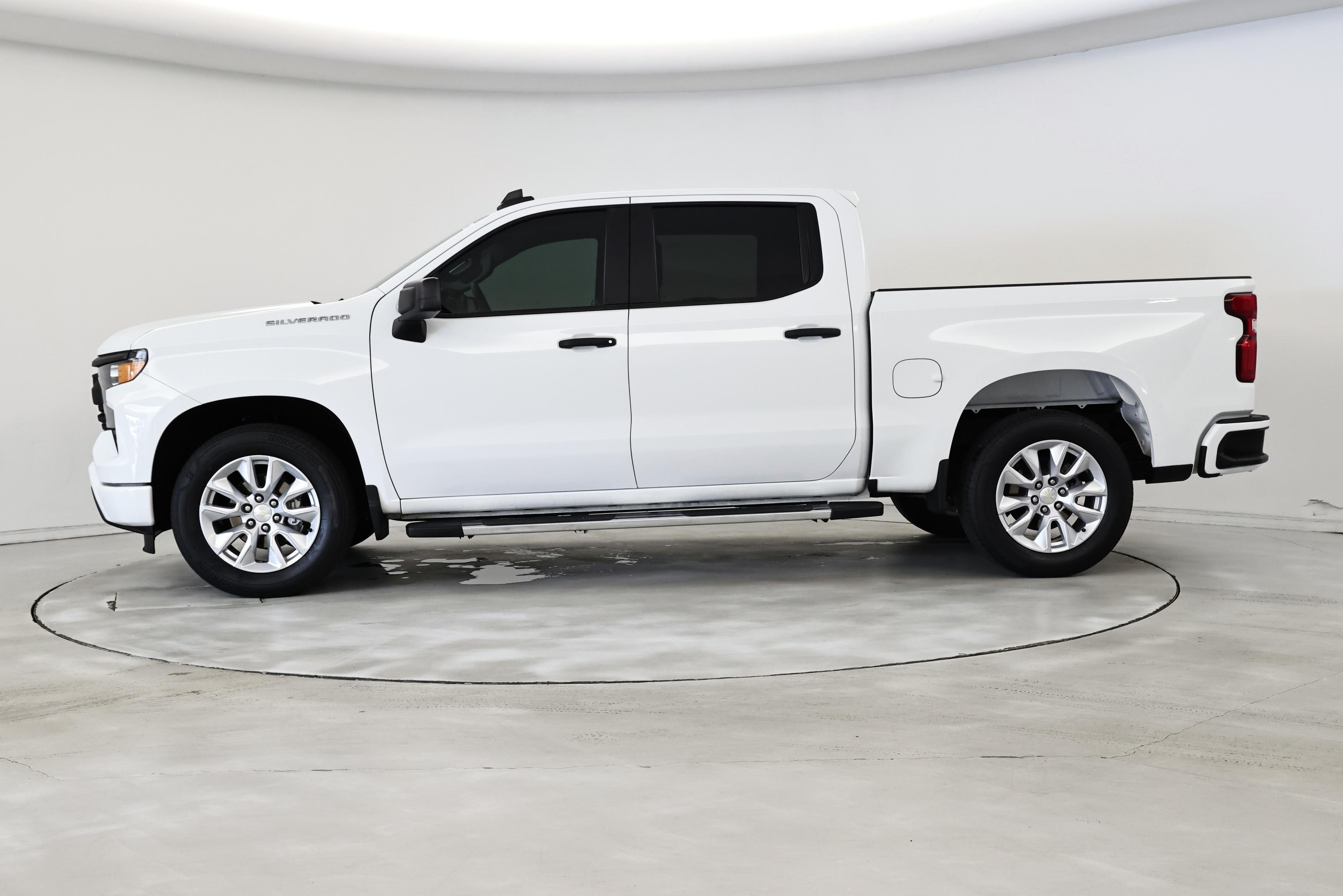 Thumbnail: 2023 Chevrolet Silverado 1500 - 3