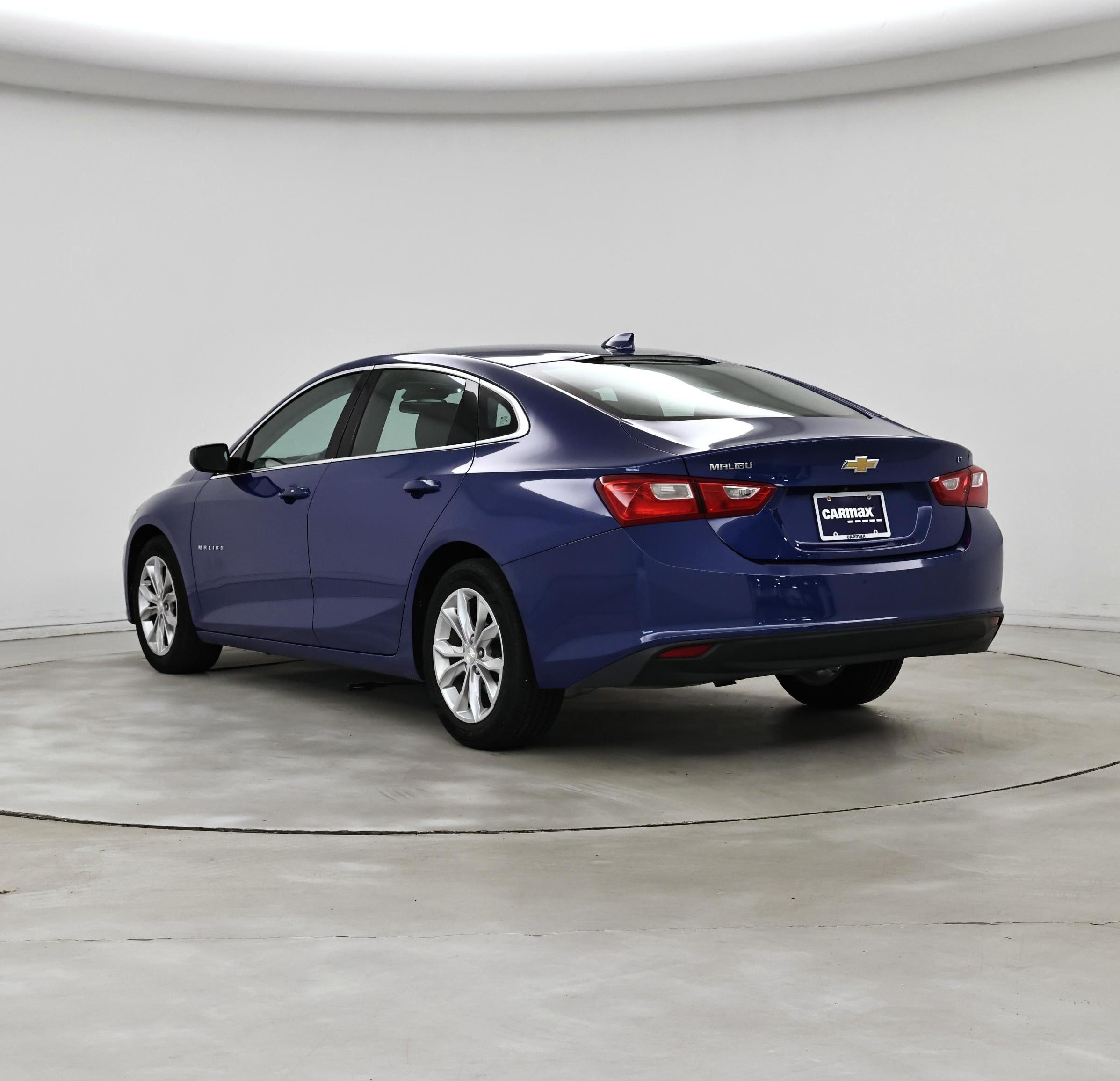 Thumbnail: 2023 Chevrolet Malibu - 2