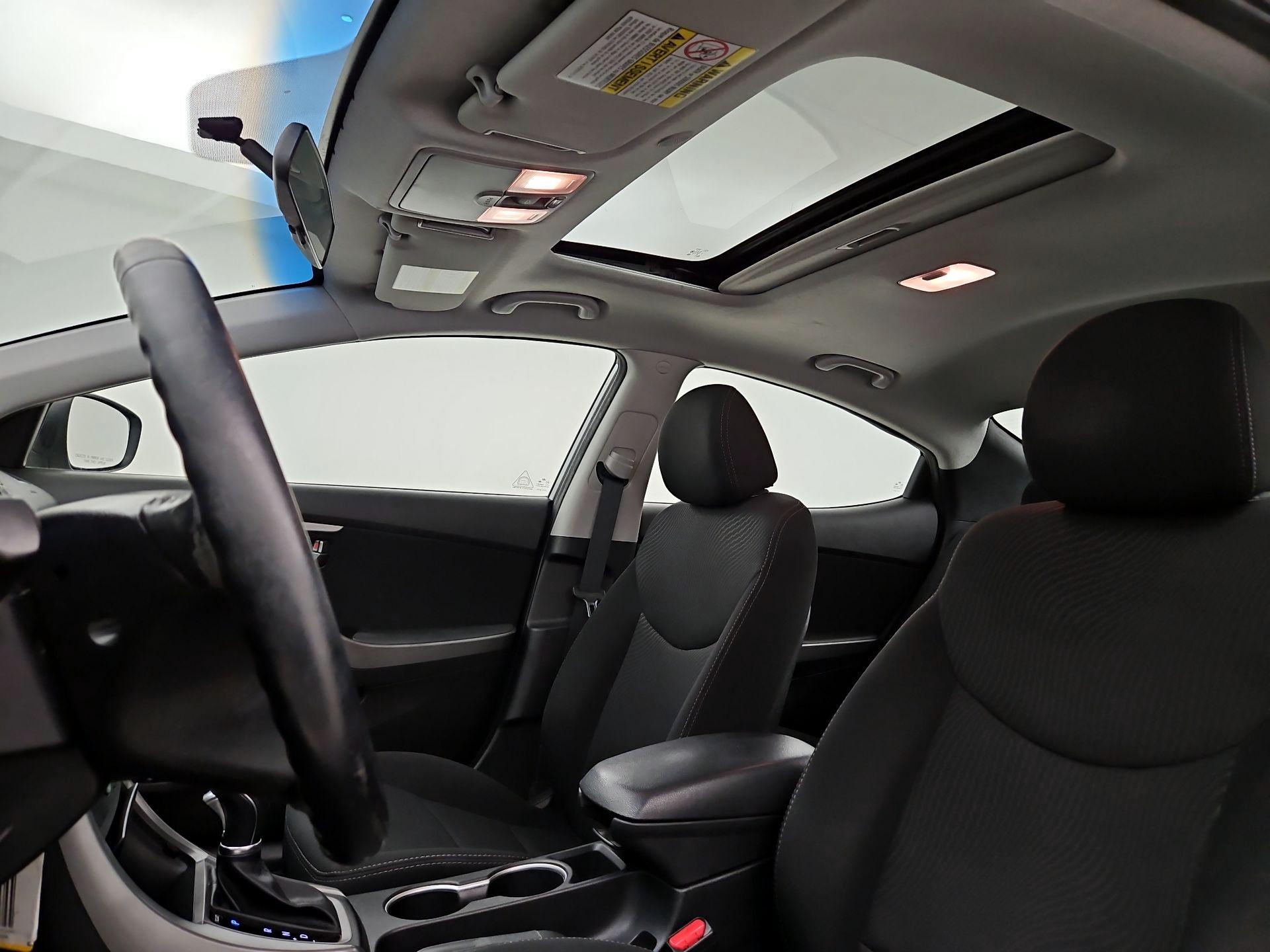 Thumbnail: 2015 Hyundai Elantra - 19