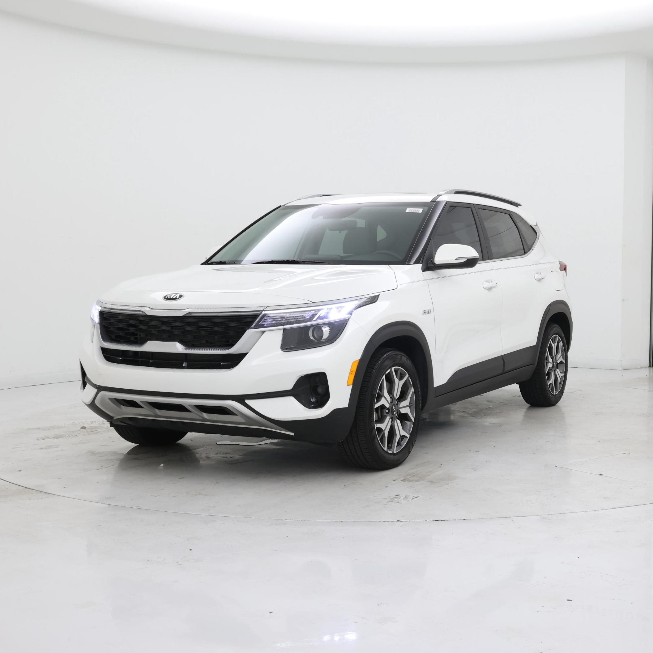 Thumbnail: 2021 Kia Seltos - 4