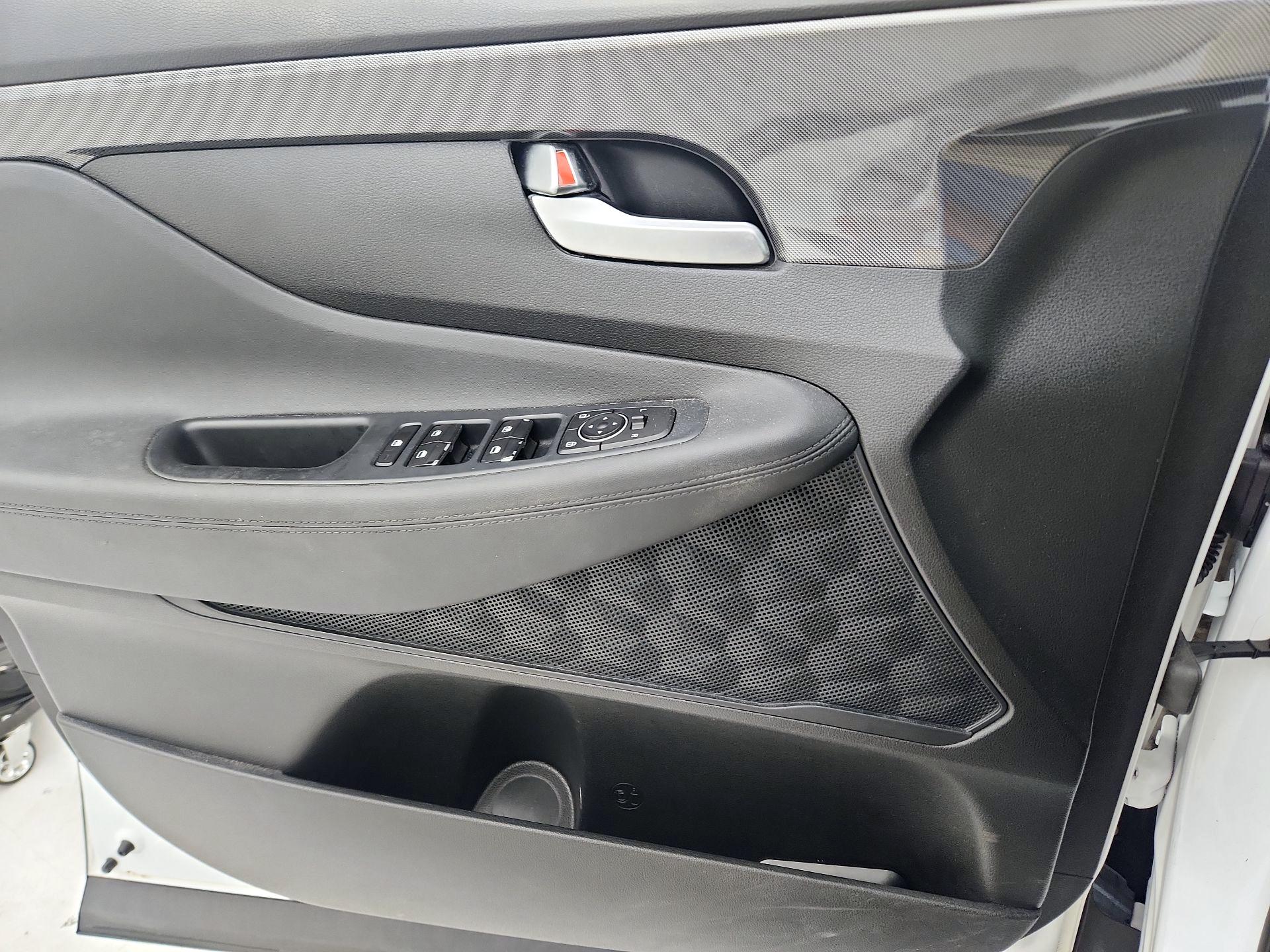 Thumbnail: 2021 Hyundai Santa Fe - 12
