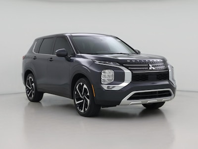 Gray 2024 Mitsubishi Outlander SE