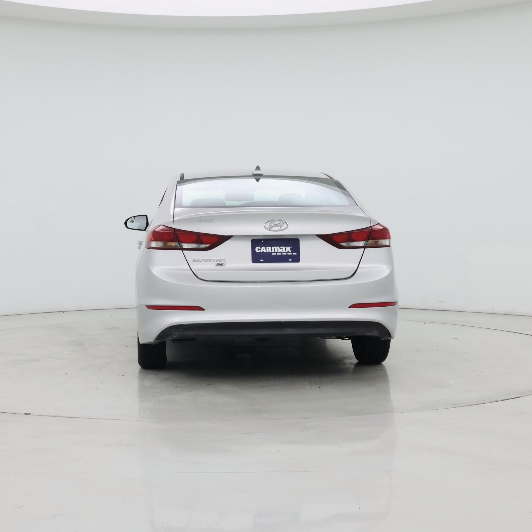 Thumbnail: 2017 Hyundai Elantra - 6