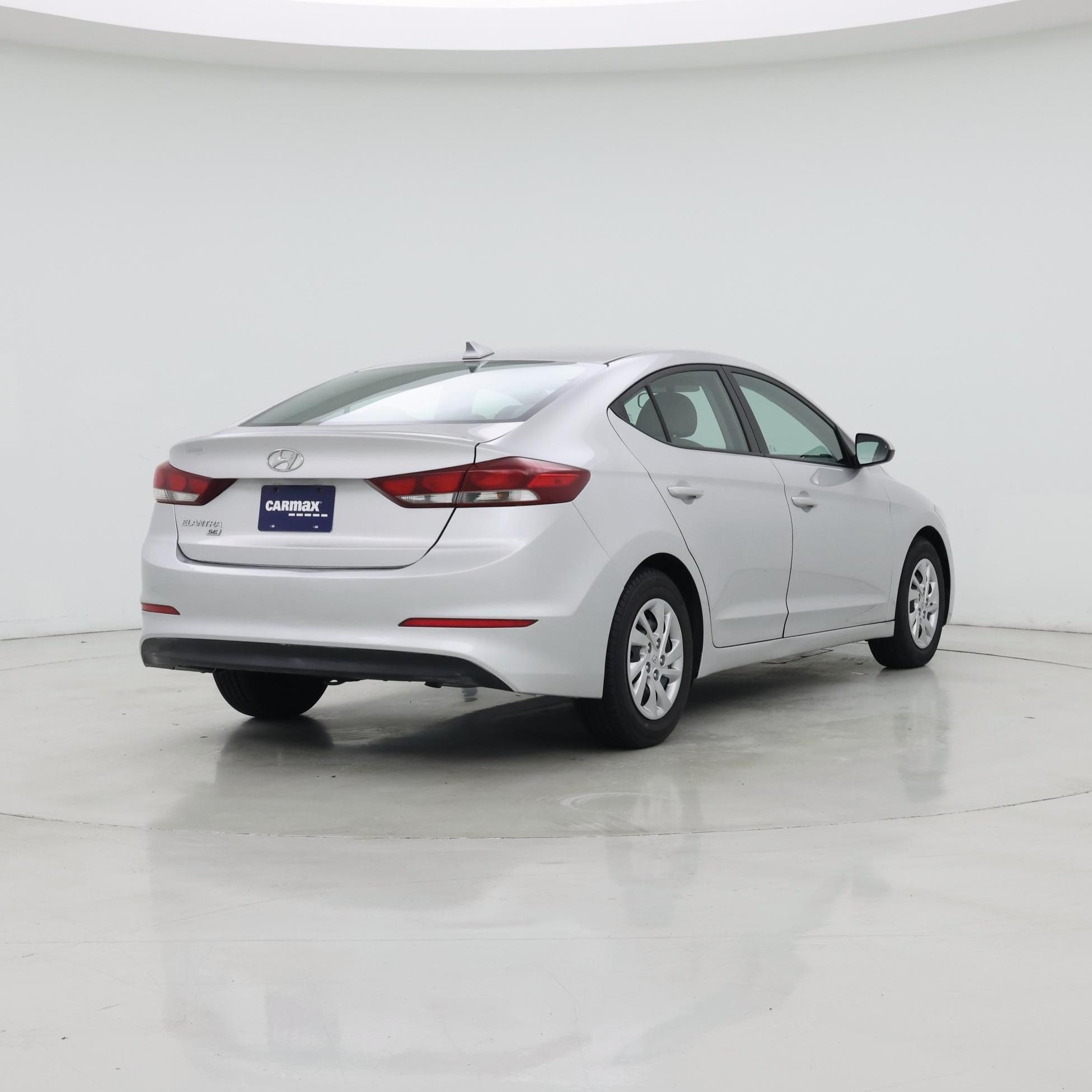 Thumbnail: 2017 Hyundai Elantra - 8