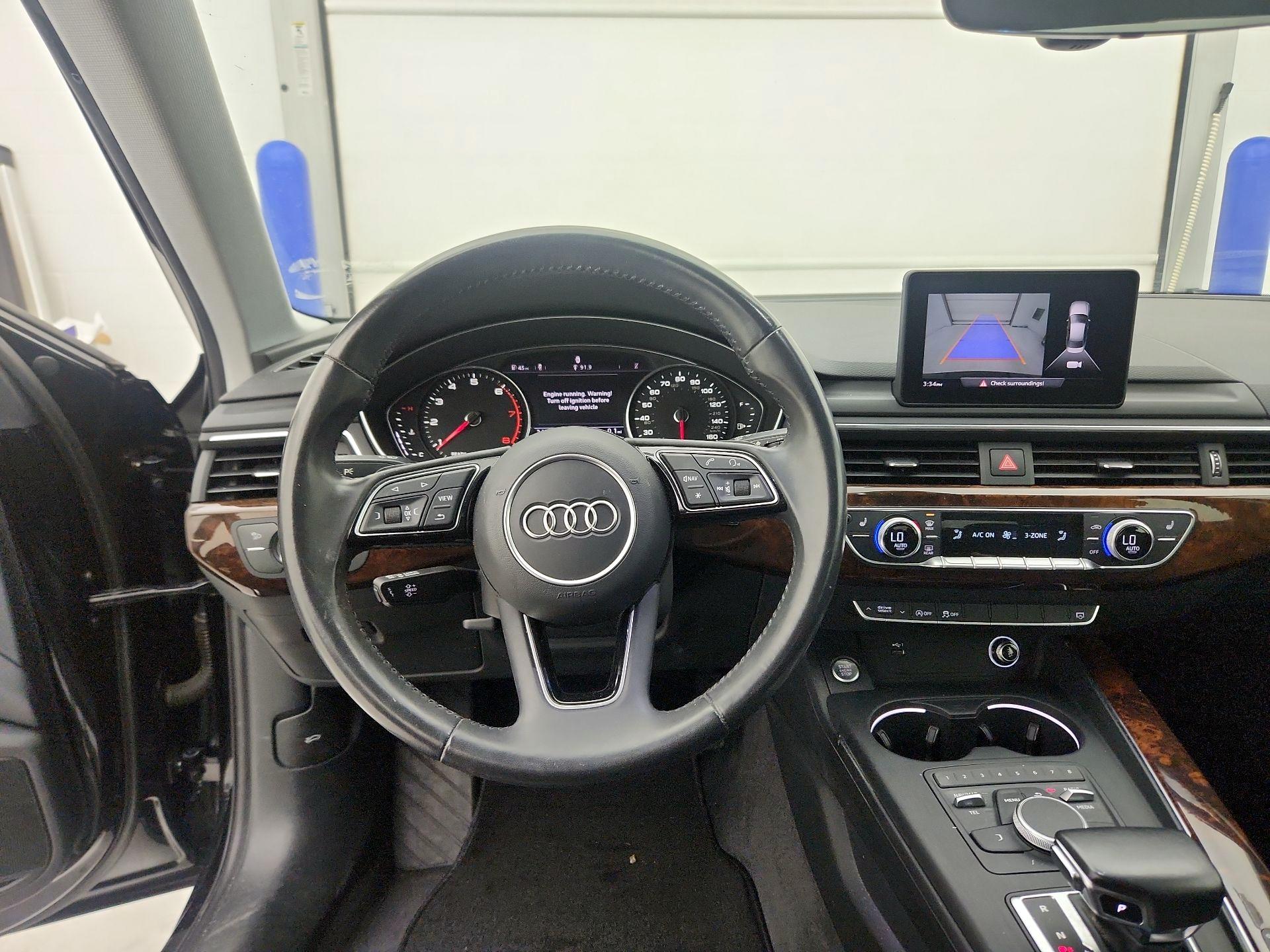 Thumbnail: 2019 Audi A4 - 10