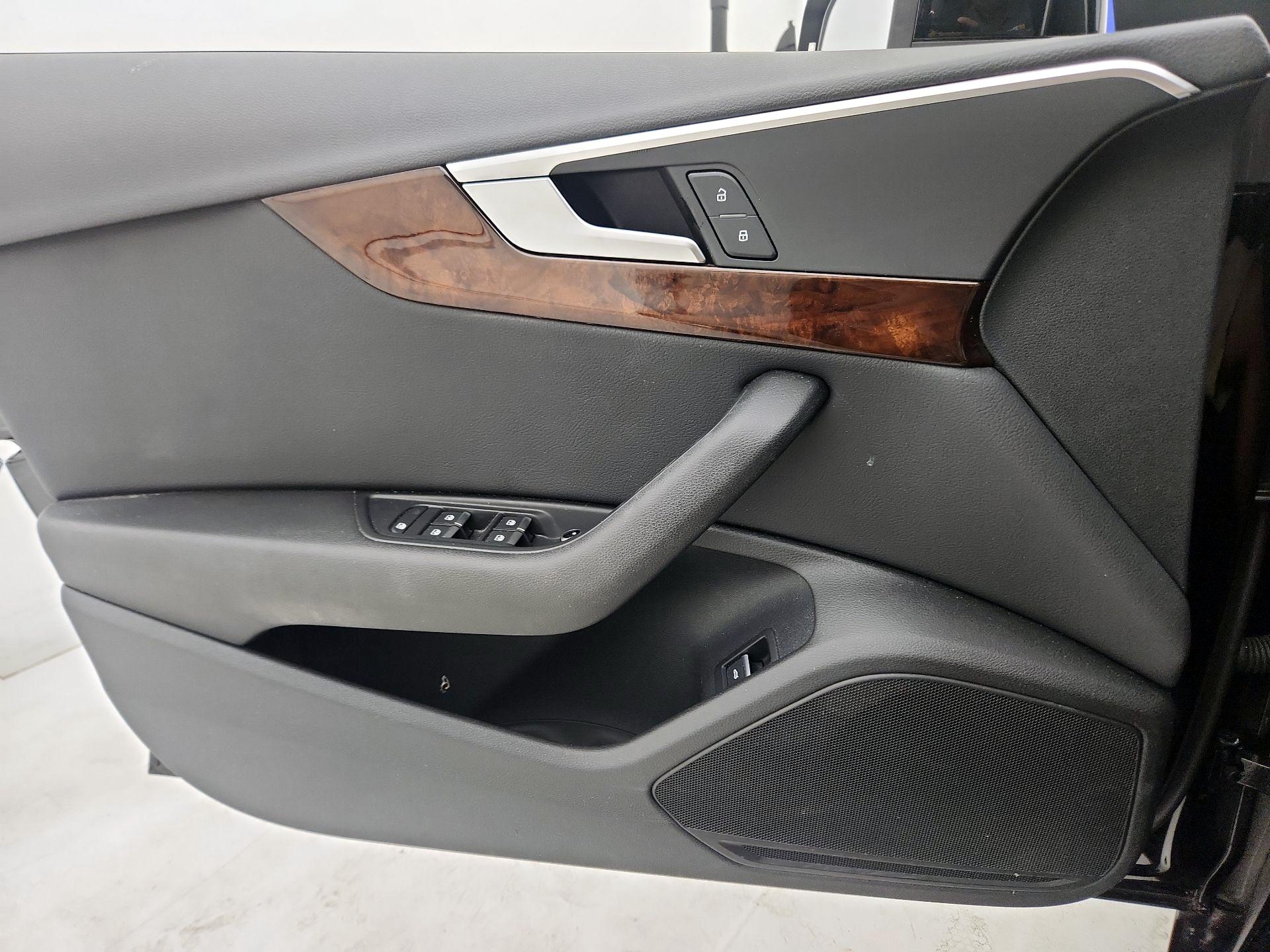 Thumbnail: 2019 Audi A4 - 12