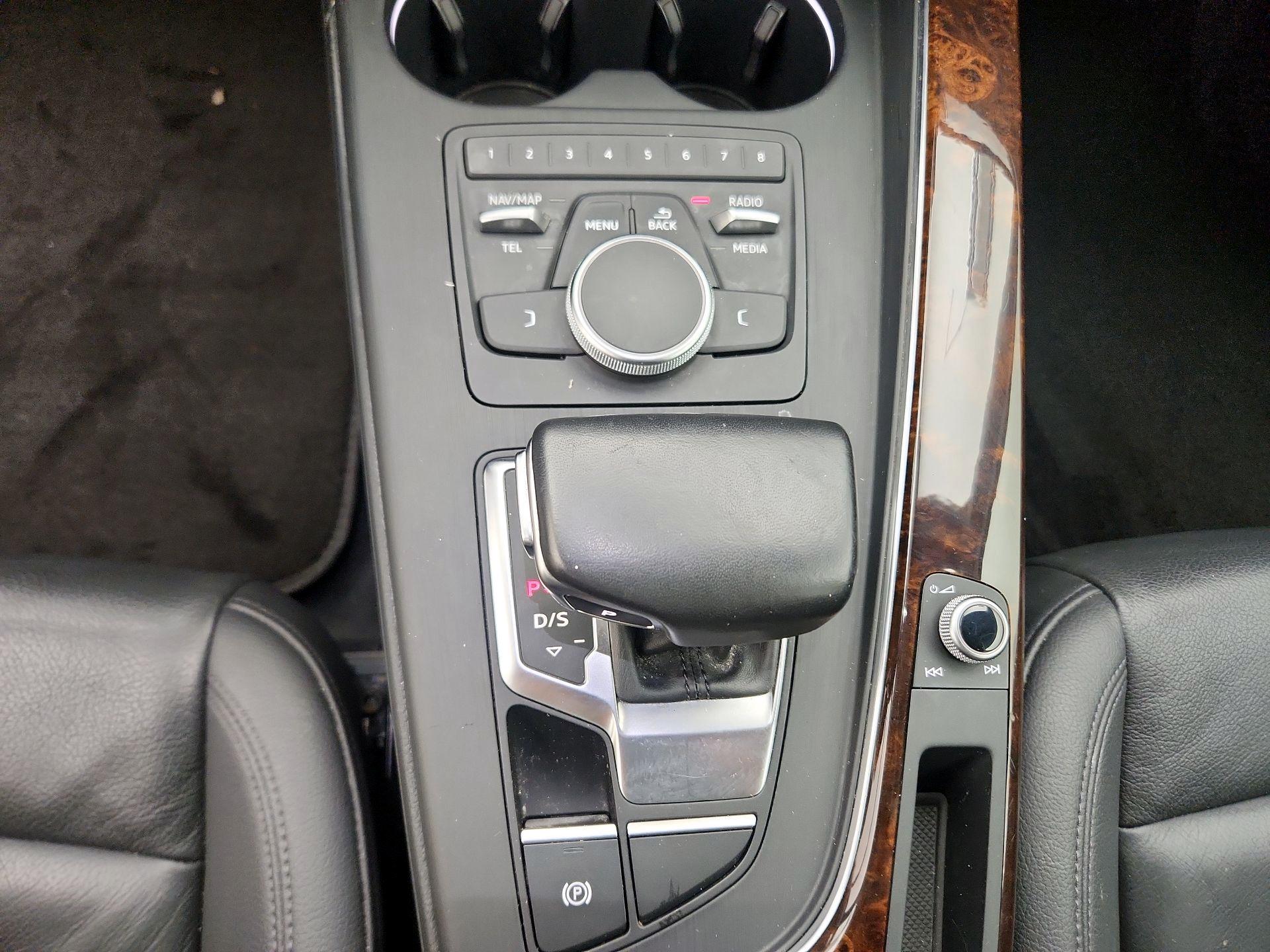 Thumbnail: 2019 Audi A4 - 17