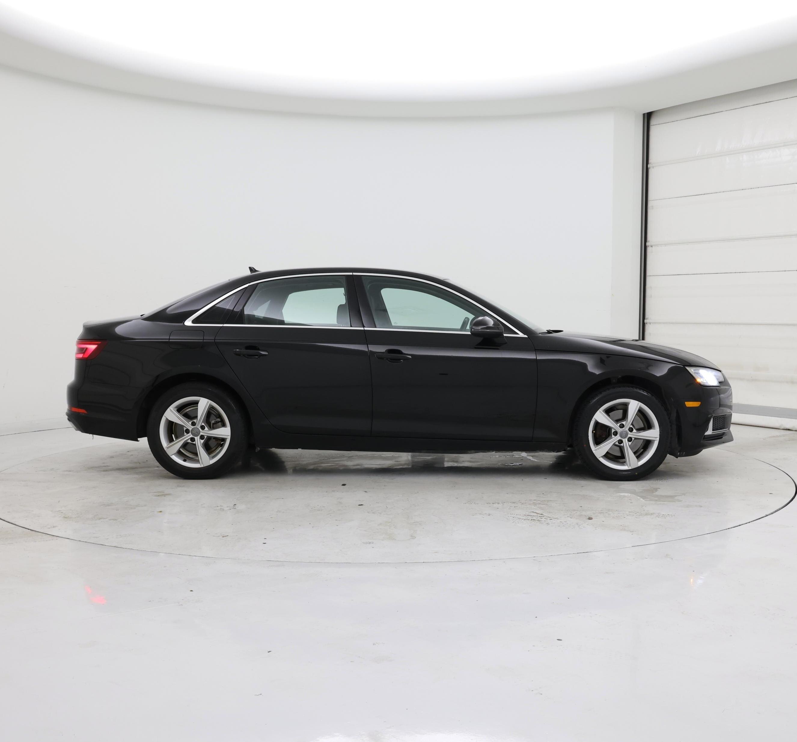 Thumbnail: 2019 Audi A4 - 7