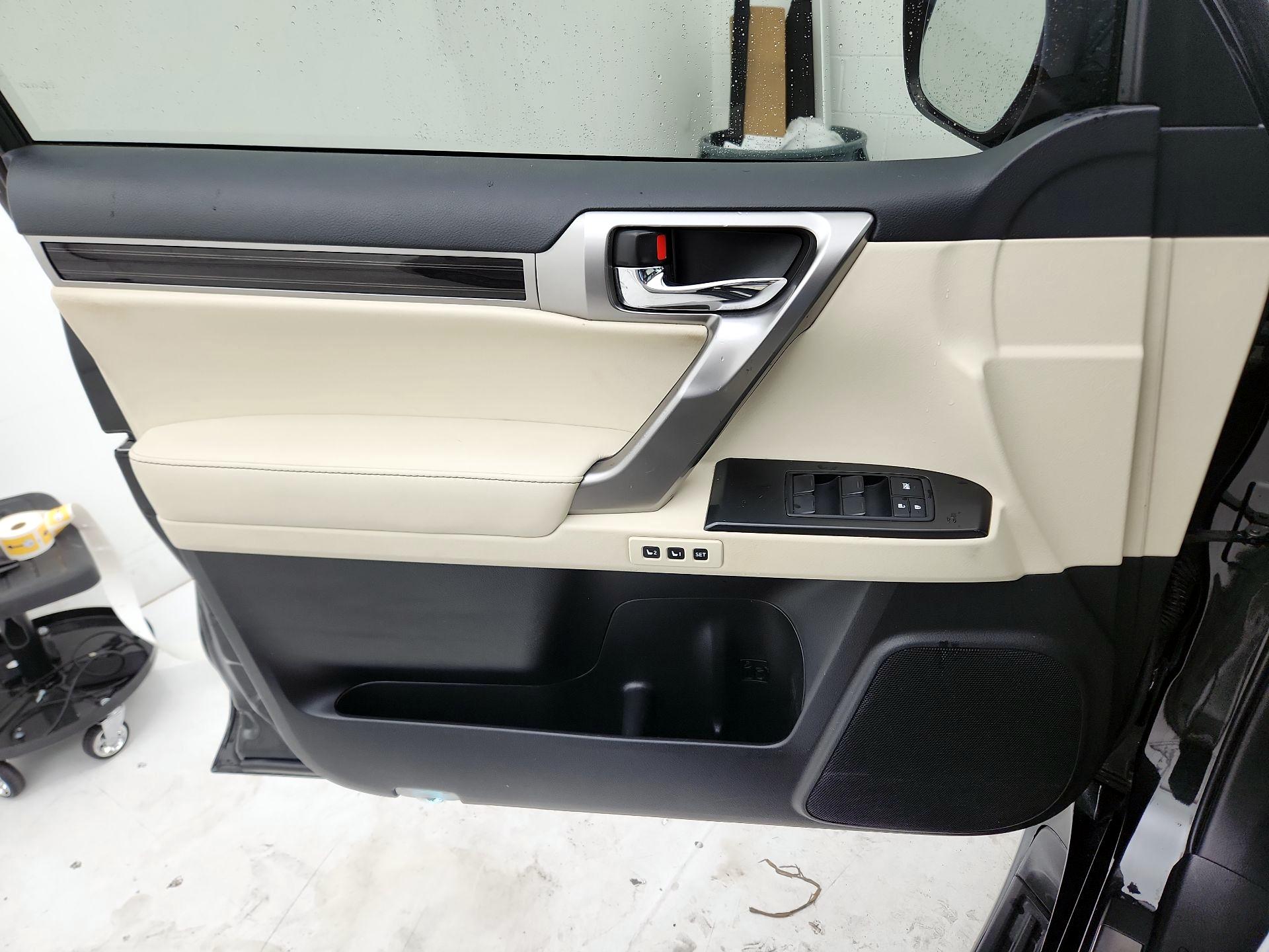 Thumbnail: 2022 Lexus GX - 12