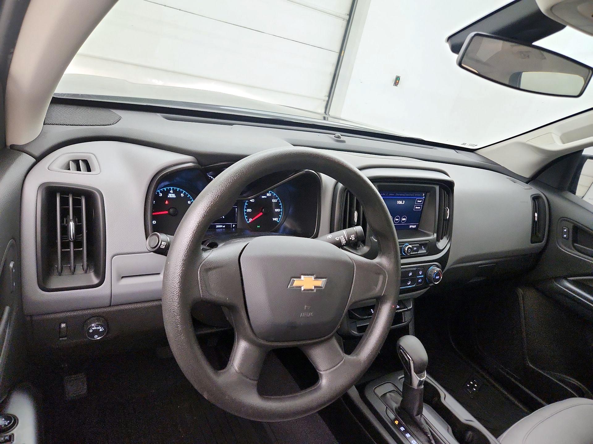 Thumbnail: 2022 Chevrolet Colorado - 9