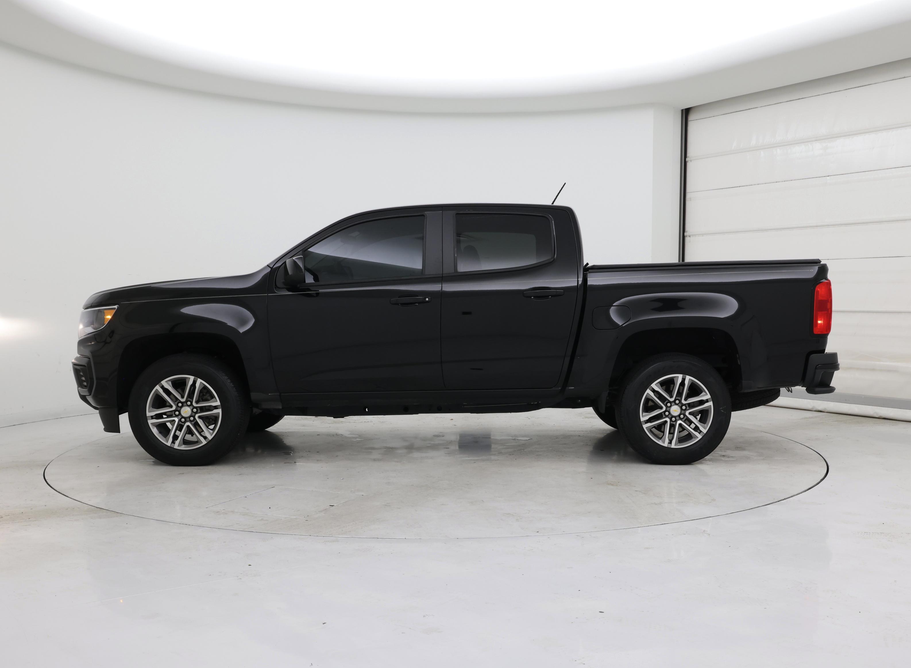Thumbnail: 2022 Chevrolet Colorado - 3