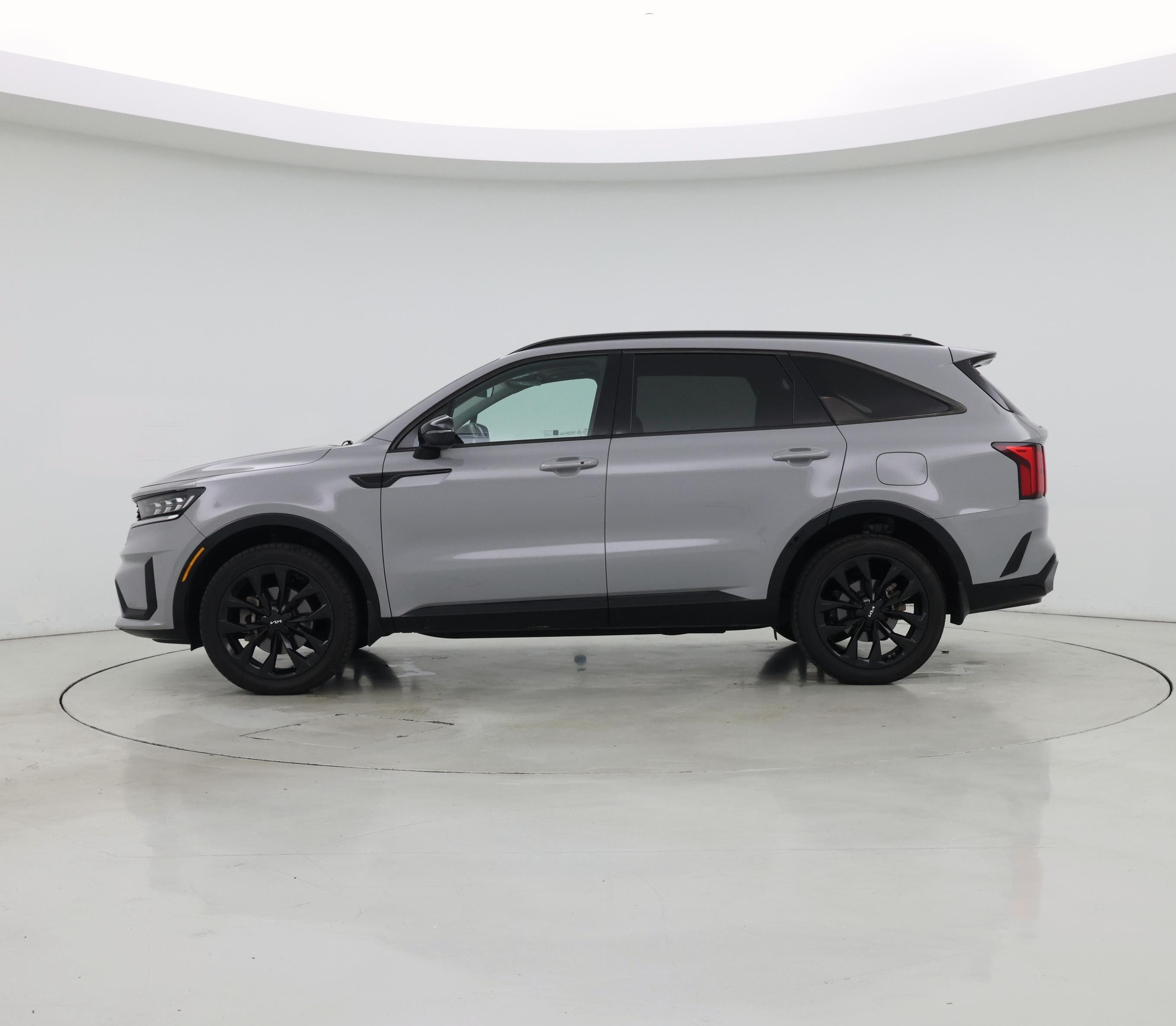 Thumbnail: 2022 Kia Sorento - 3