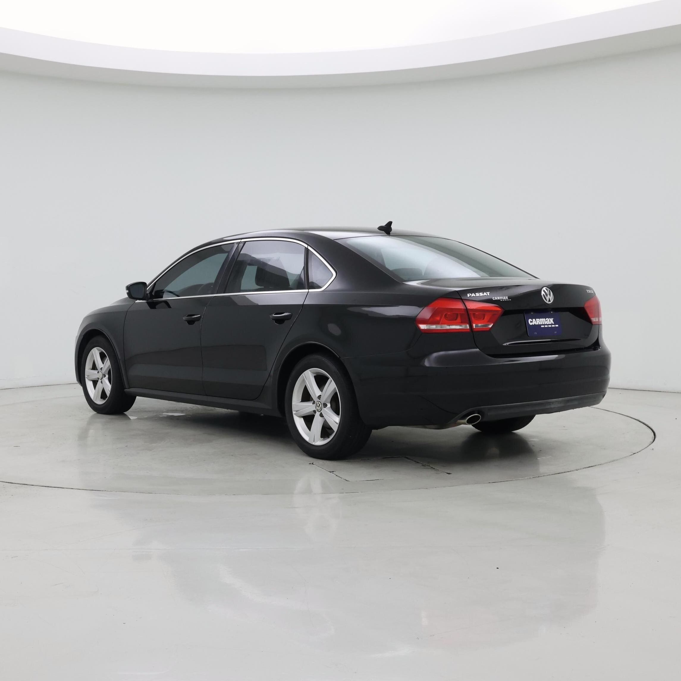 Thumbnail: 2015 Volkswagen Passat - 2