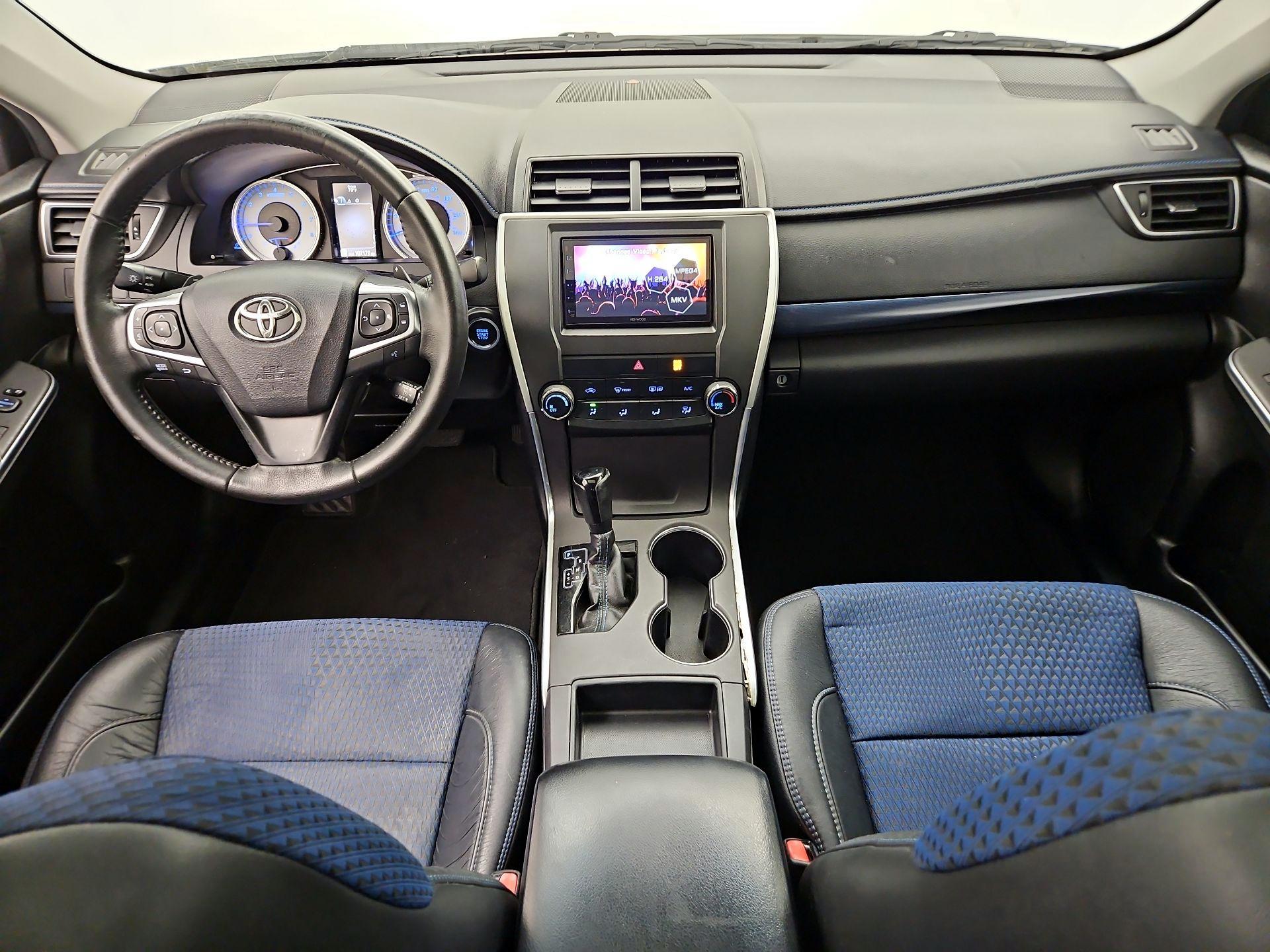Thumbnail: 2016 Toyota Camry - 9